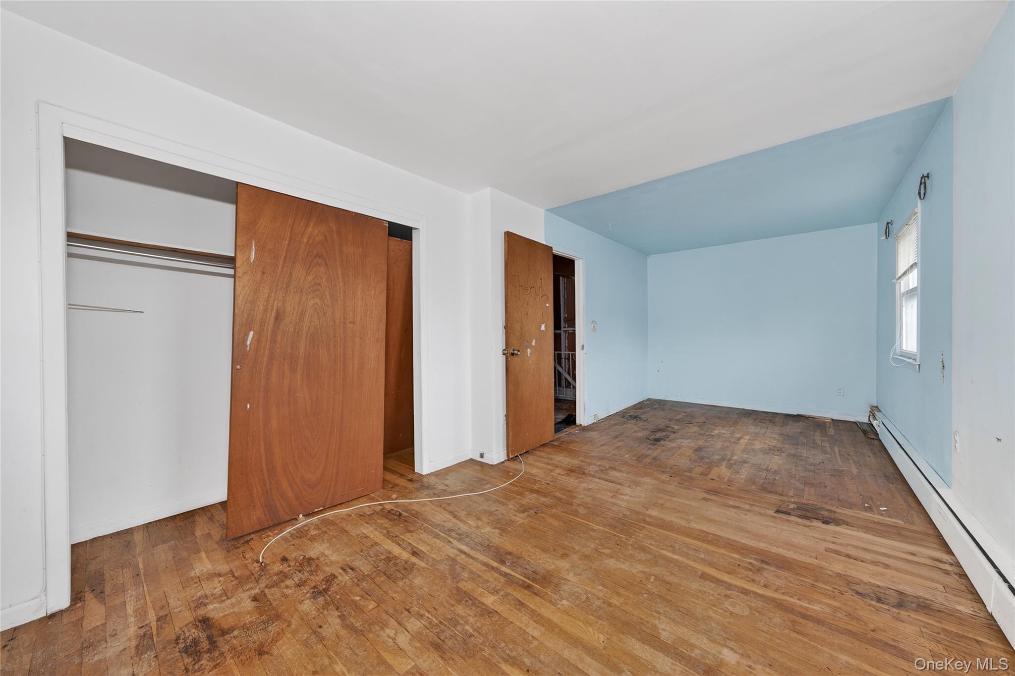 #18 photo, 19 Angevine Avenue, নাসাউ কাউন্টি Hempstead , NY 11550