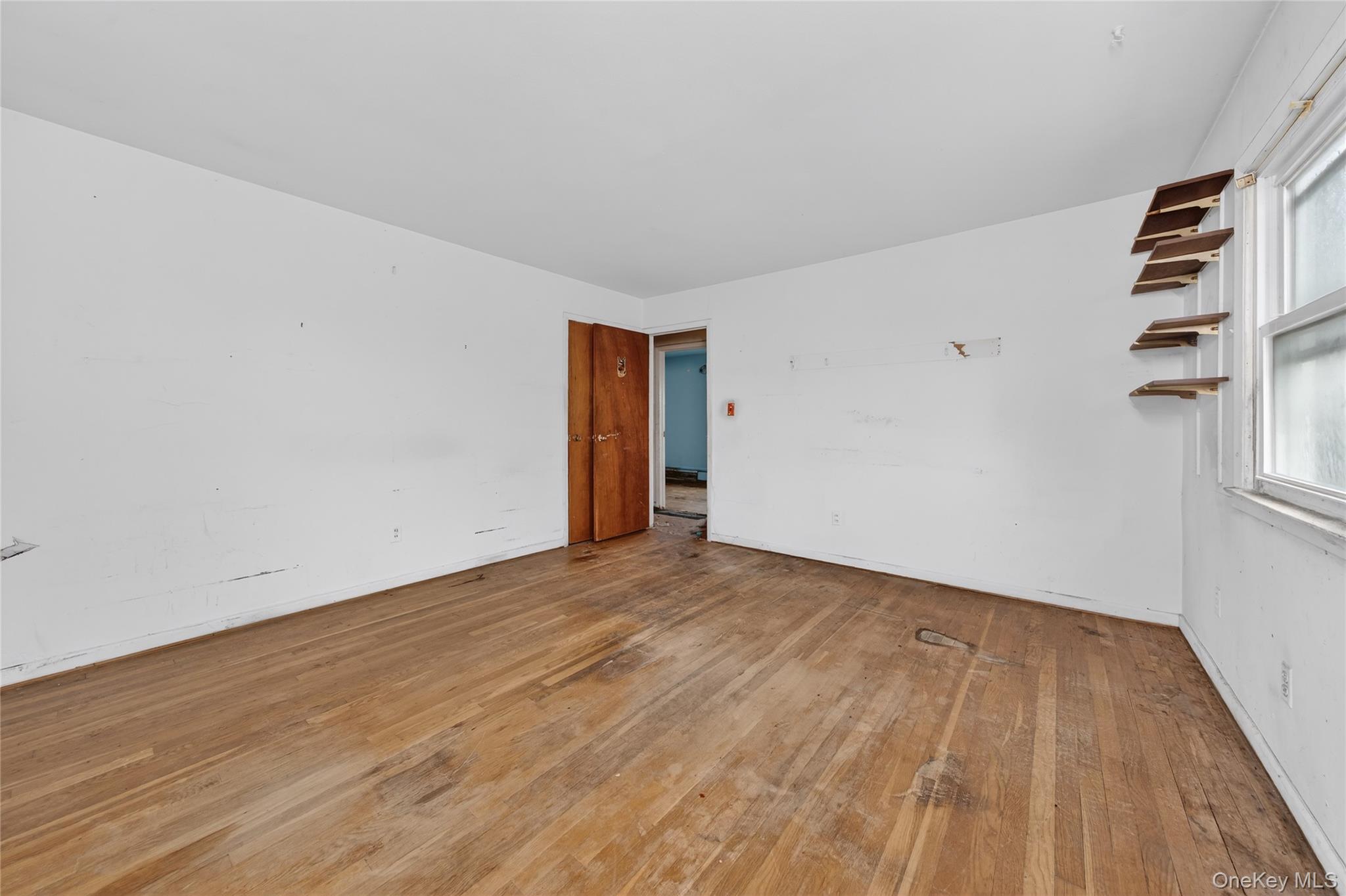 #20 photo, 19 Angevine Avenue, নাসাউ কাউন্টি Hempstead , NY 11550