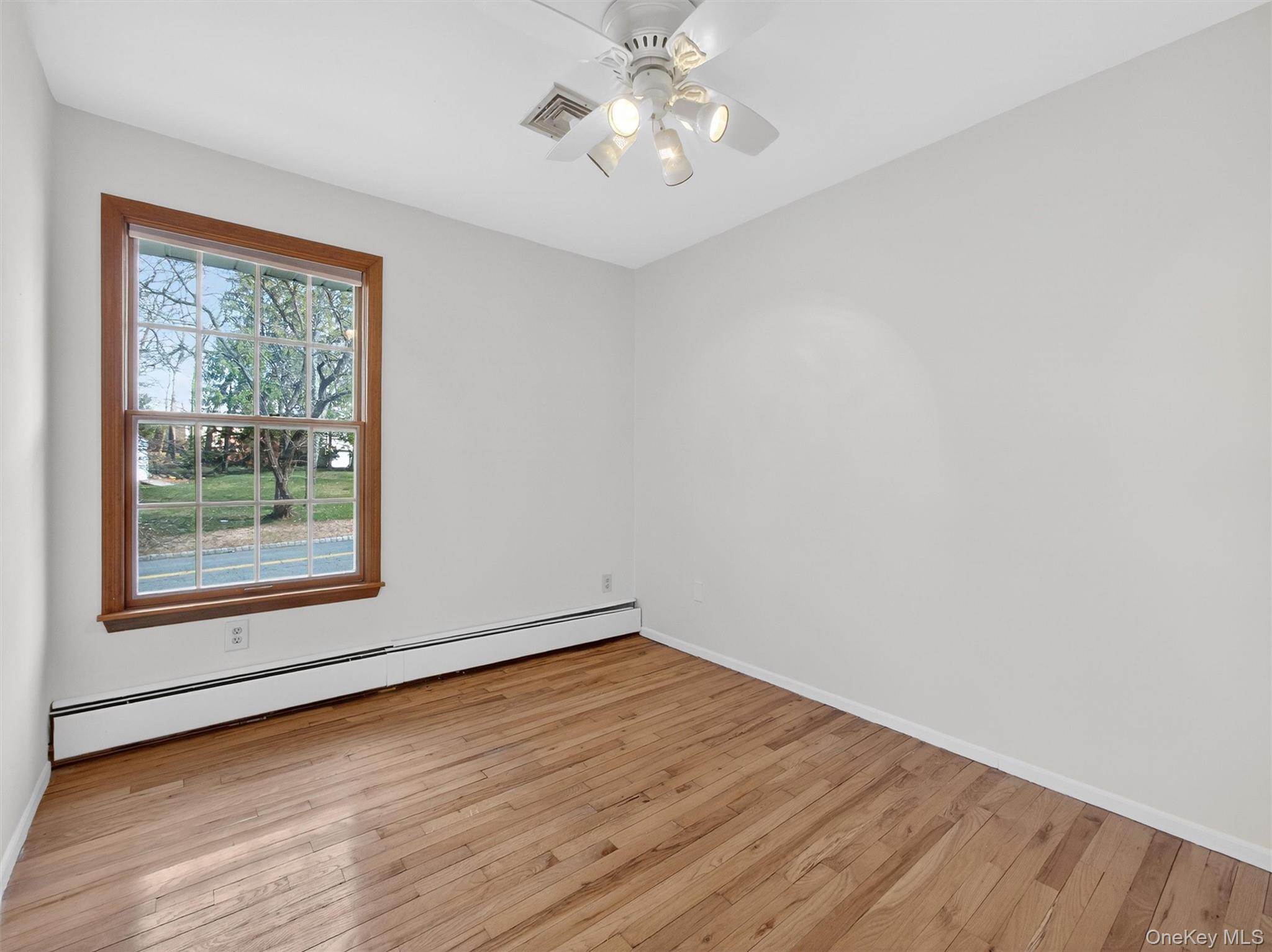 #15 photo, 45 Maplewood Boulevard, Suffern , NY 10901