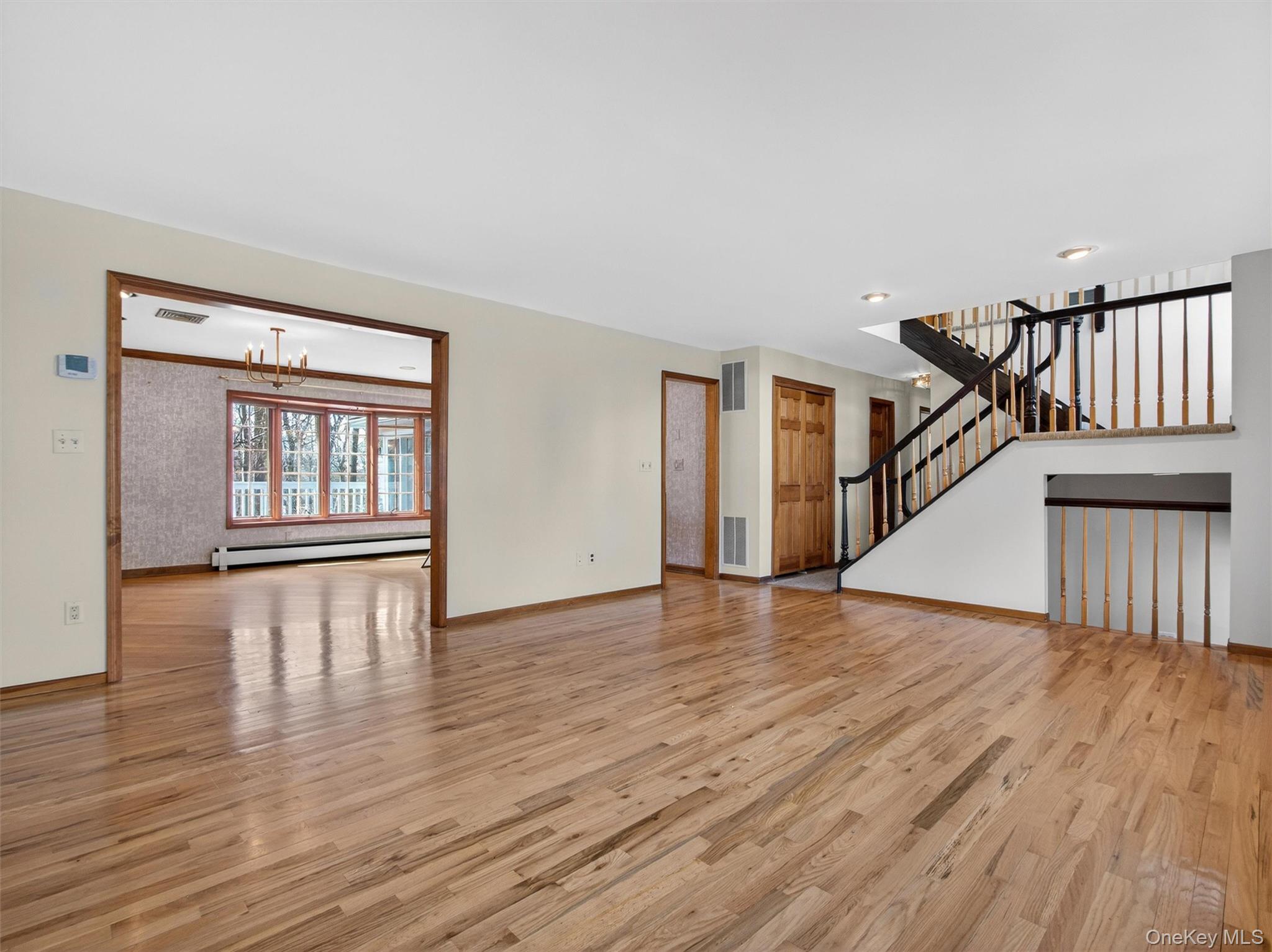 #6 photo, 45 Maplewood Boulevard, Suffern , NY 10901