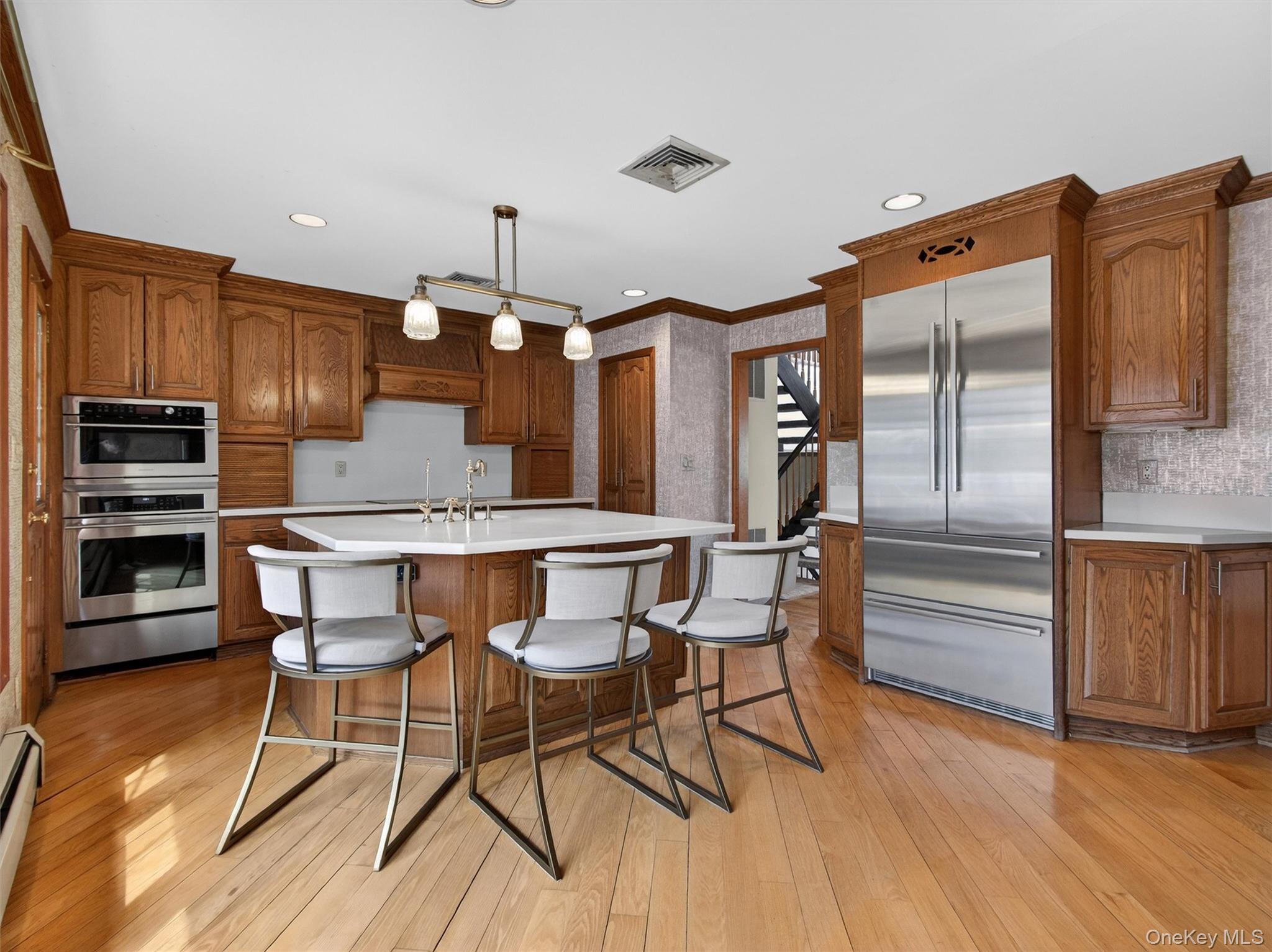 #8 photo, 45 Maplewood Boulevard, Suffern , NY 10901