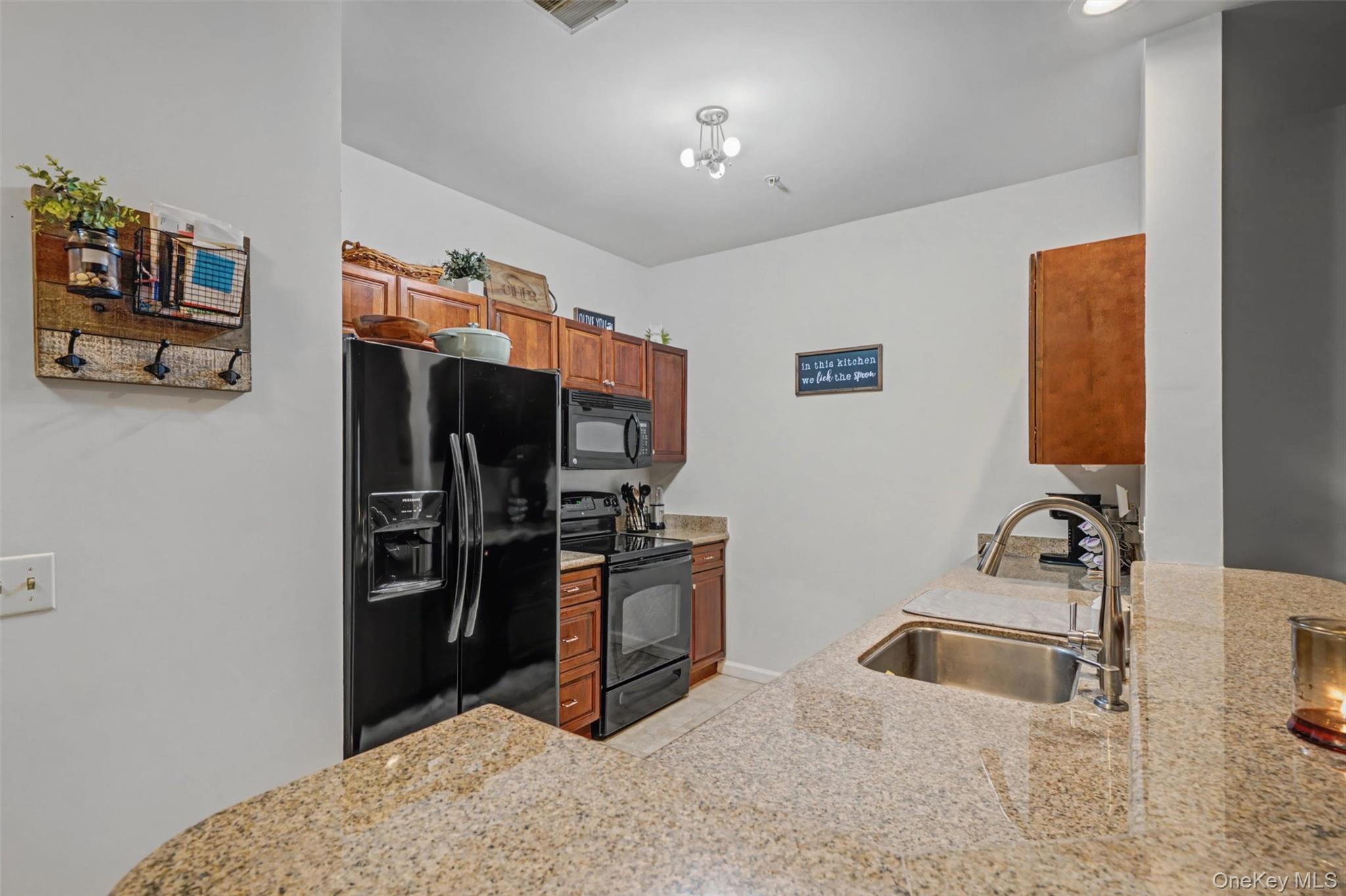 #5 photo, 935 Tower Ridge Circle, Middletown , NY 10941