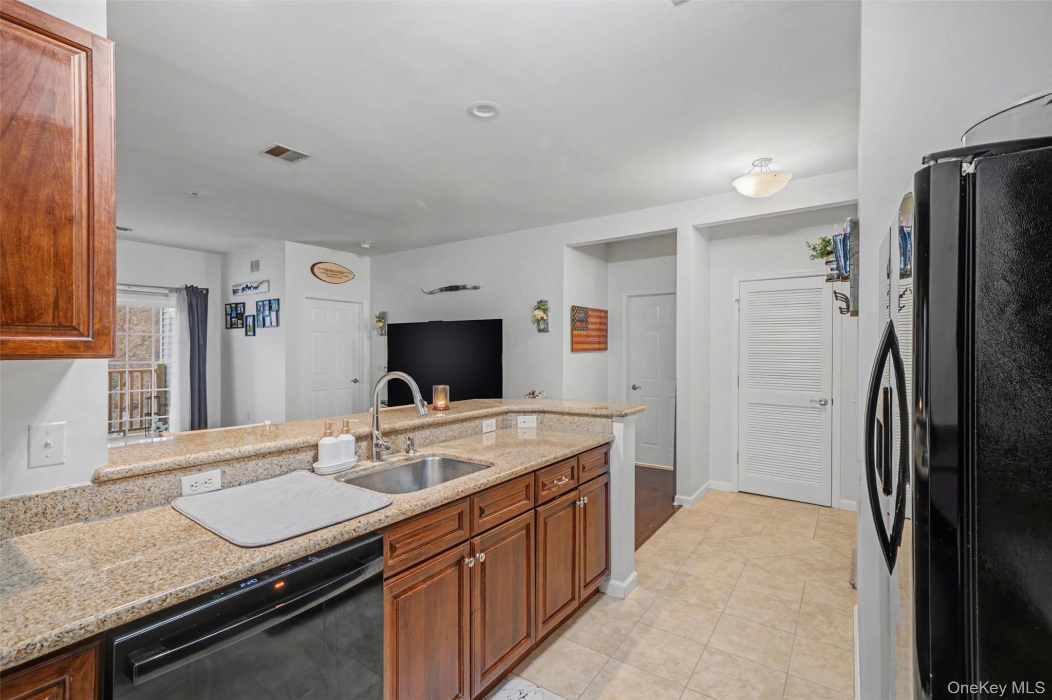 #9 photo, 935 Tower Ridge Circle, Middletown , NY 10941