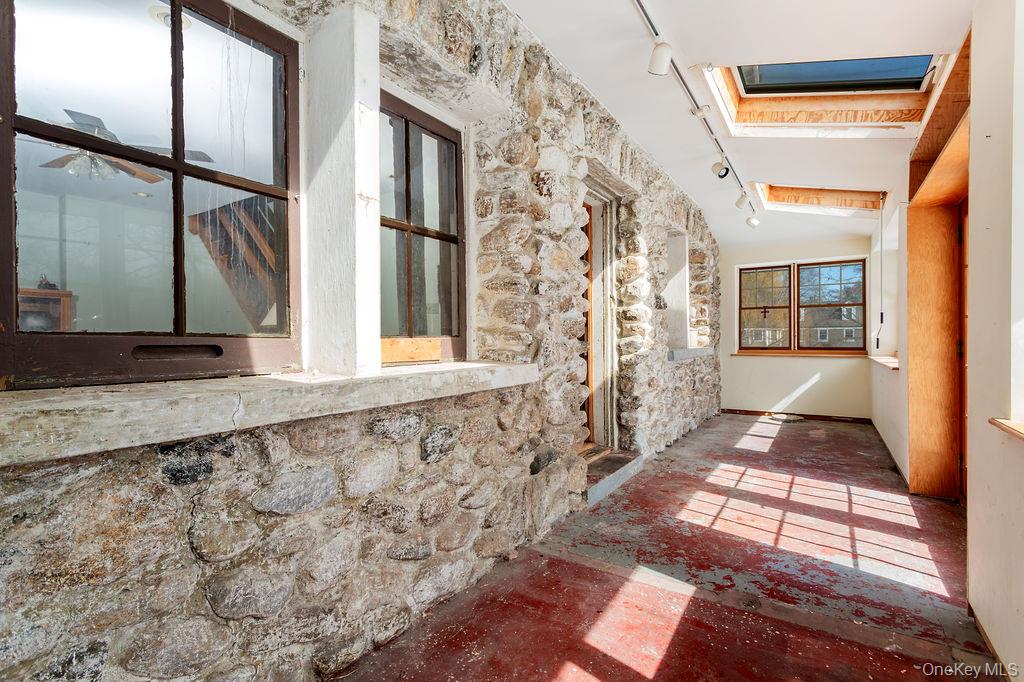 #5 photo, 530 Chase Road, Yorktown Heights , NY 10598