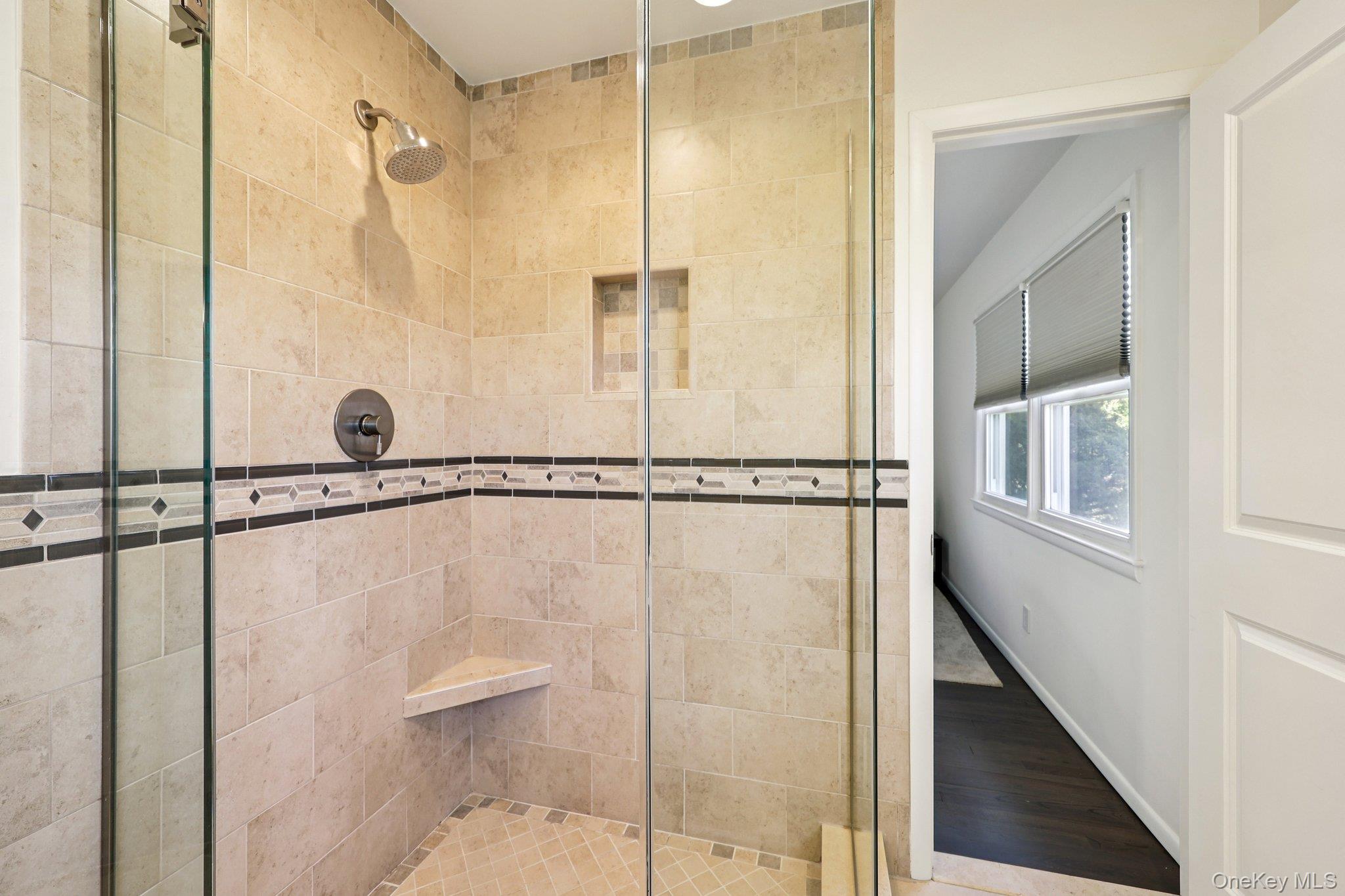 #18 photo, 12 Old Oak Road, Rye Brook , NY 10573