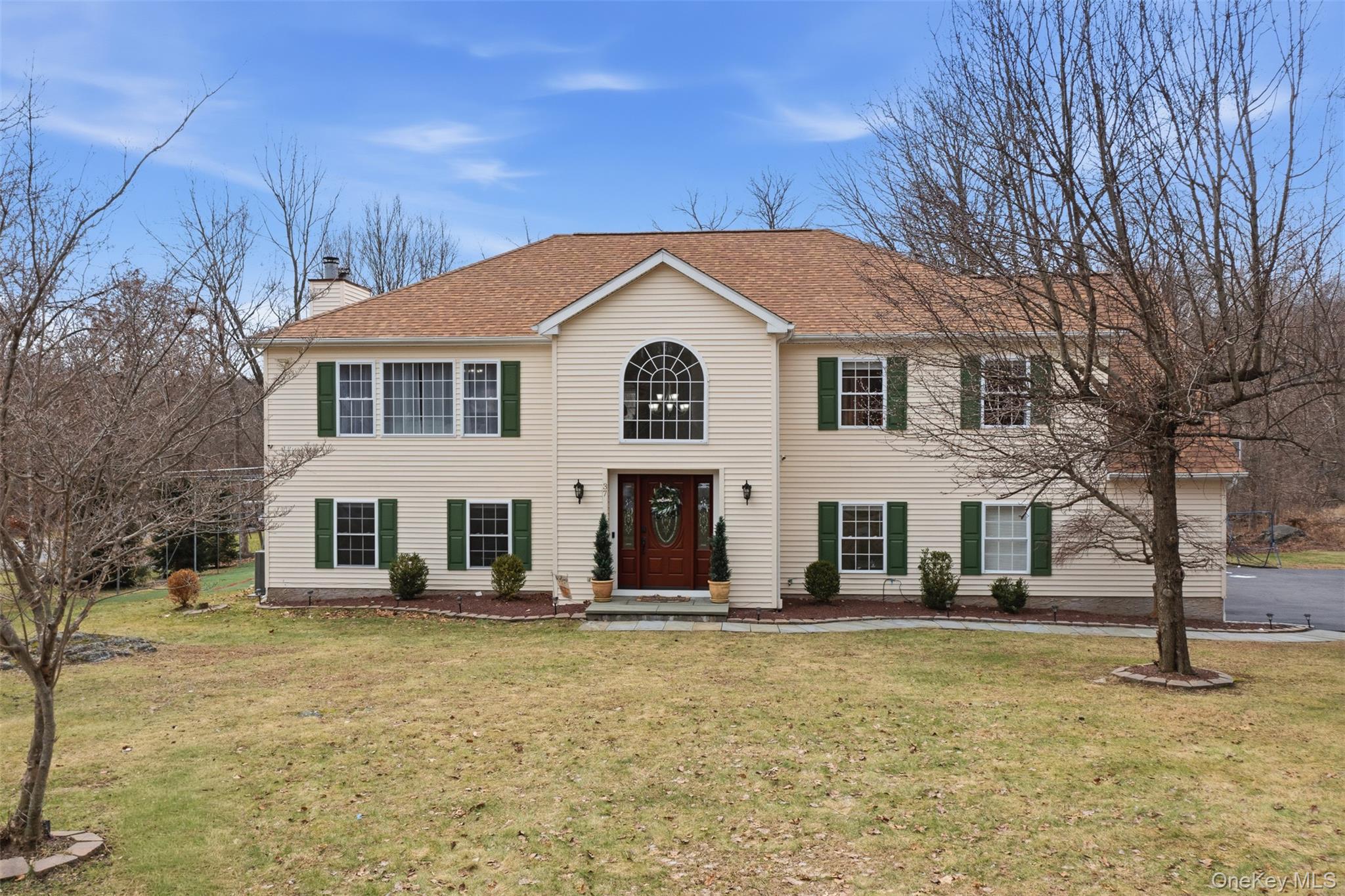 #1 photo, 37 Somers Hill Rd, Carmel , NY 10512