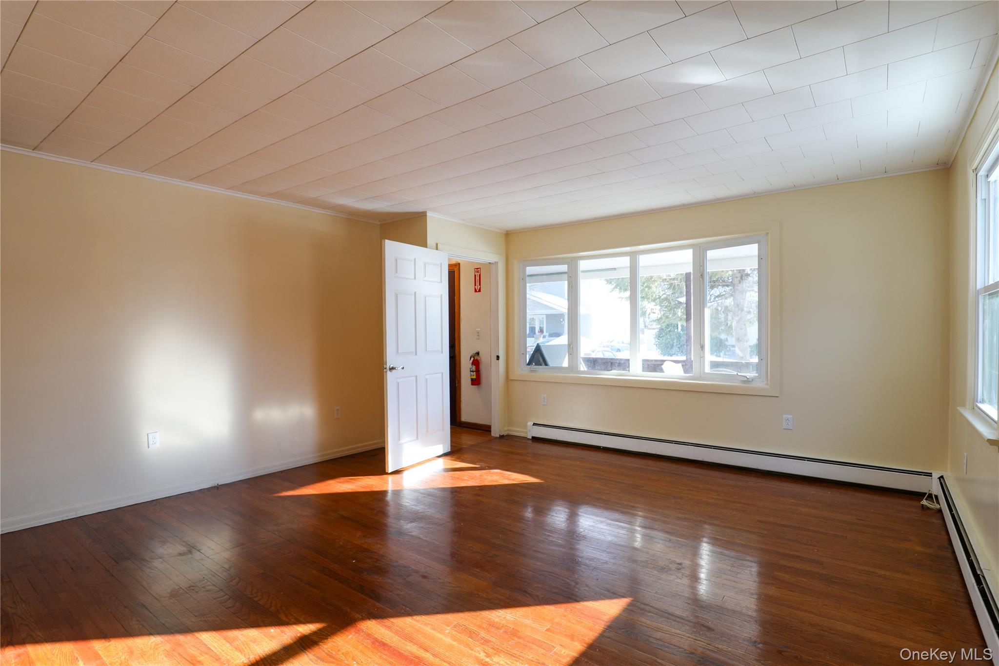 #5 photo, 156 Lampman Avenue, Port Ewen , NY 12466