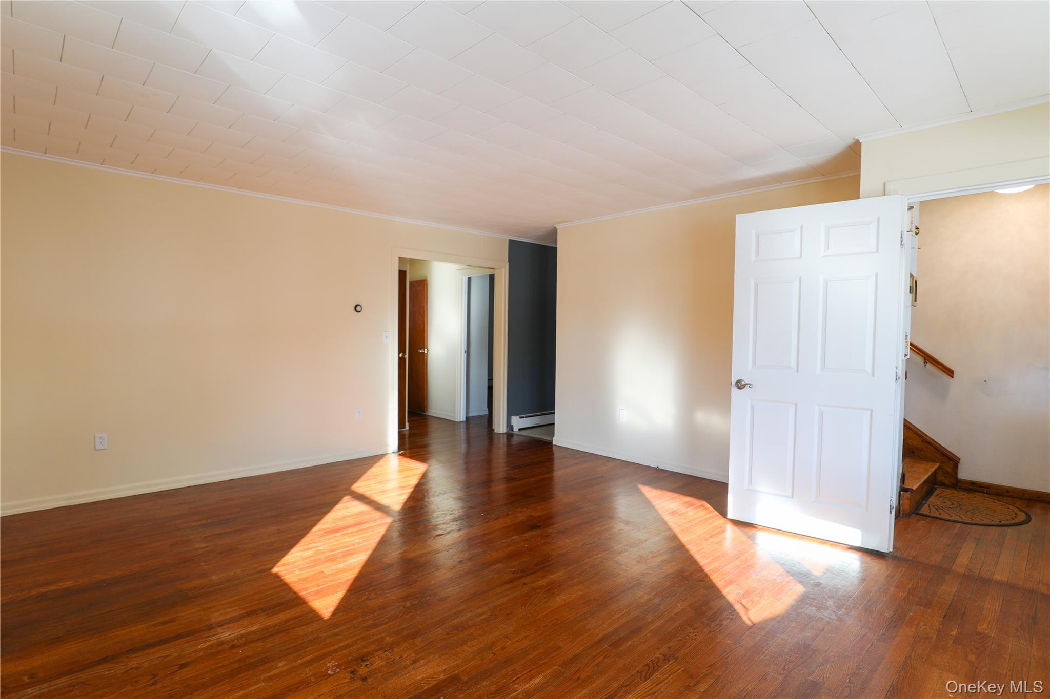 #6 photo, 156 Lampman Avenue, Port Ewen , NY 12466