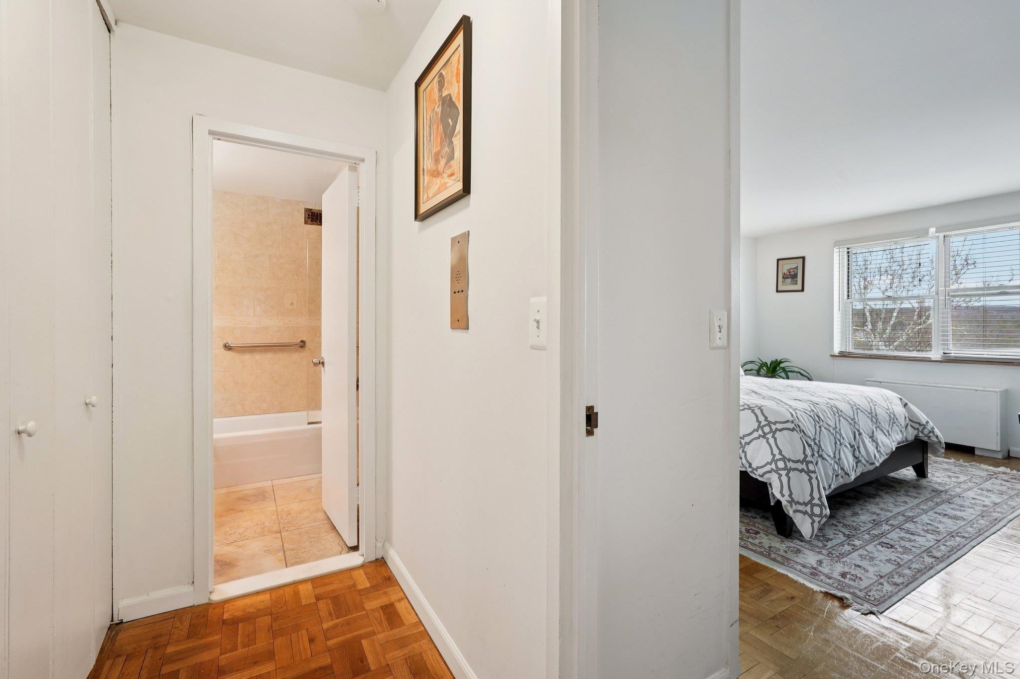 #19 photo, 499 N Broadway, White Plains , NY 10603