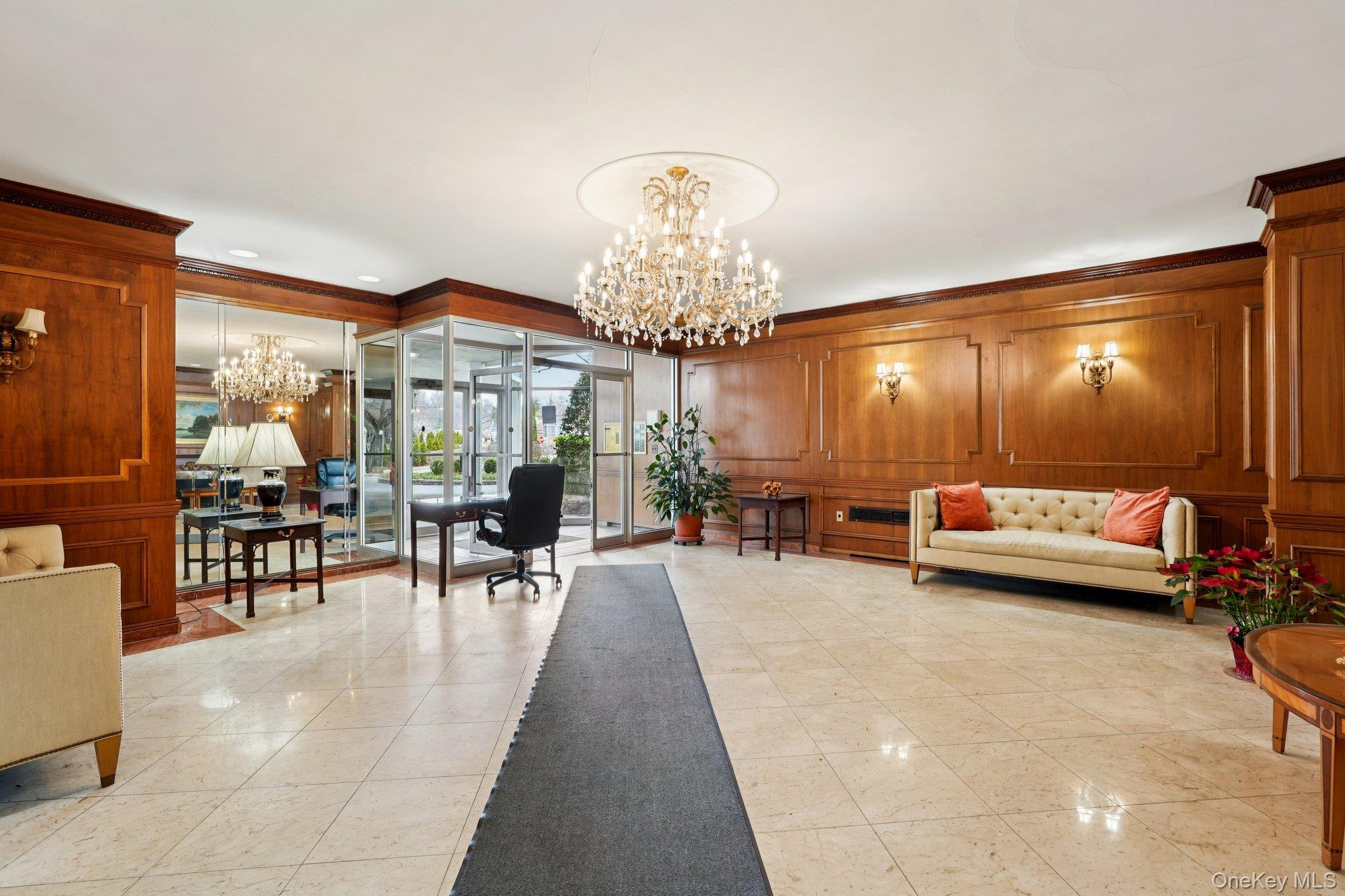 #6 photo, 499 N Broadway, White Plains , NY 10603