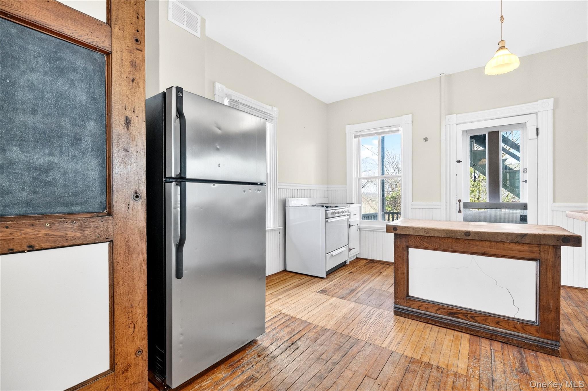 #10 photo, 412 N Liberty Drive, Tomkins Cove , NY 10986