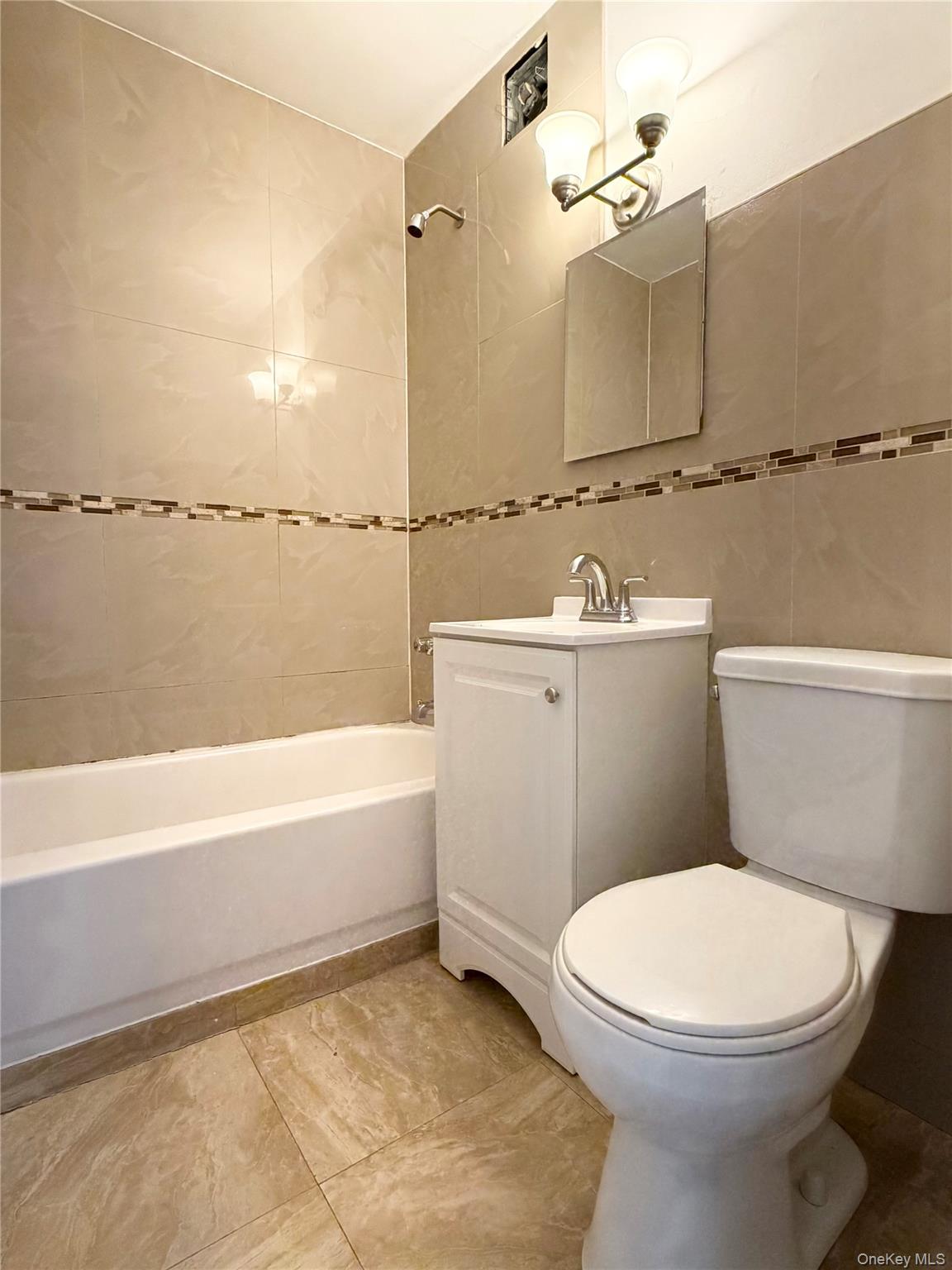 #6 photo, 2024 Strang Avenue, Bronx , NY 10466