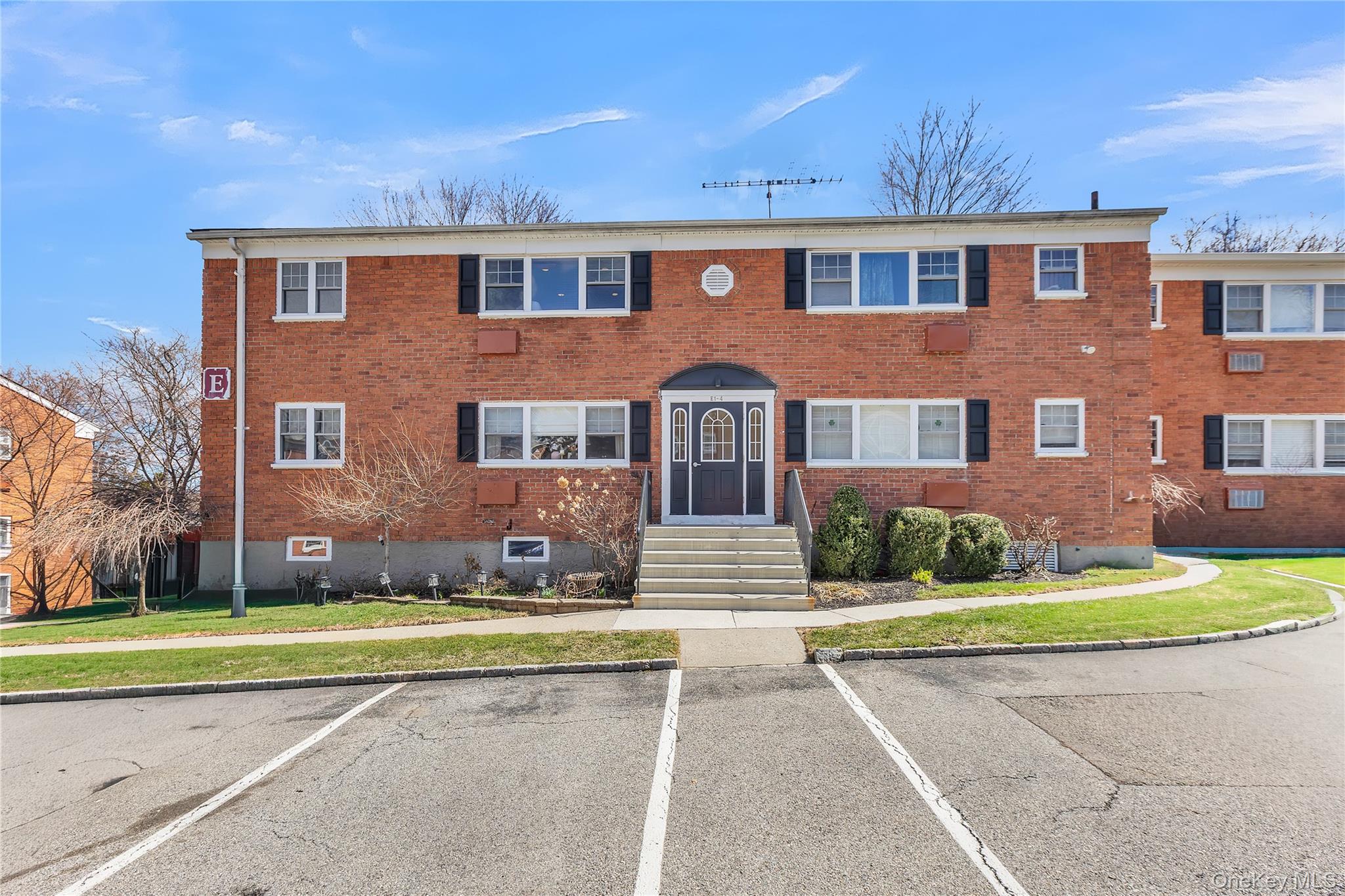 #2 photo, 1879 Crompond Road, Peekskill , NY 10566