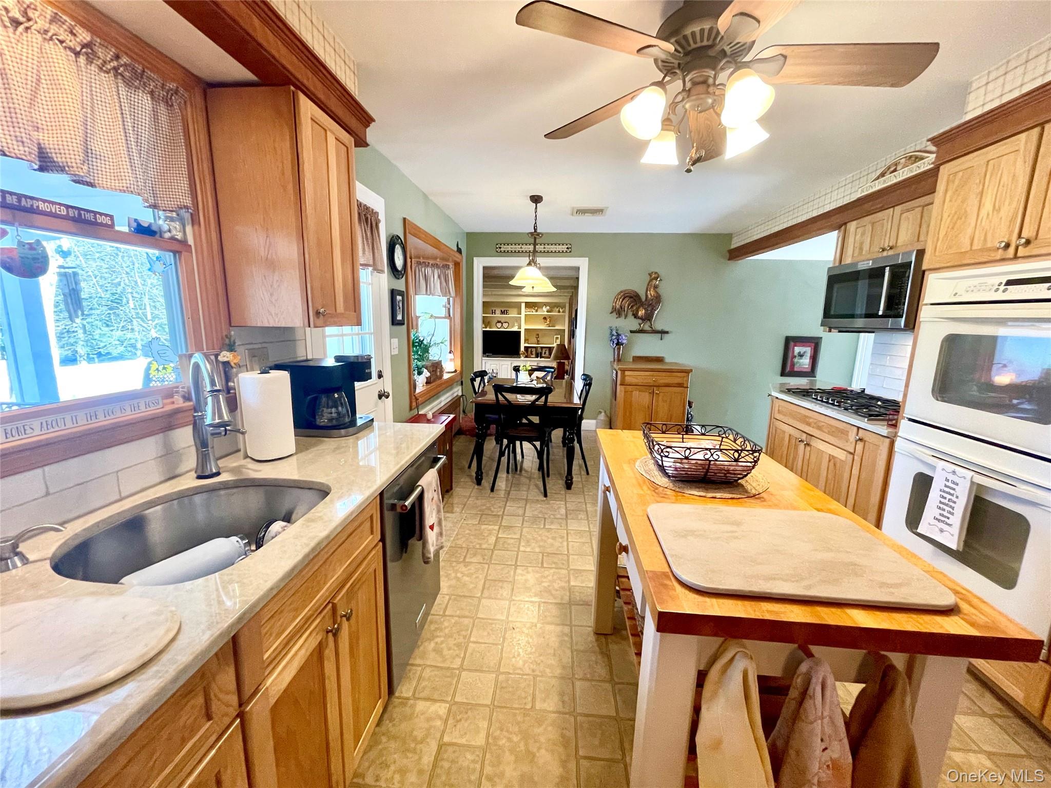 #7 photo, 4 Sylvan Way, Suffern , NY 10901