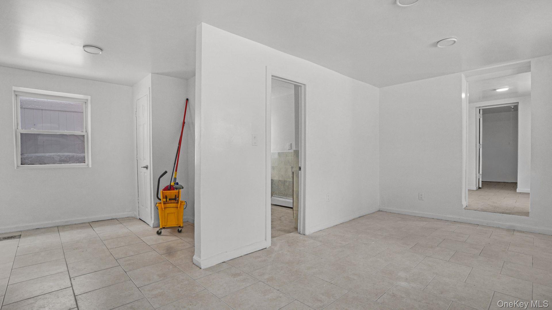 #15 photo, 3412 Hunter Avenue, Bronx , NY 10475