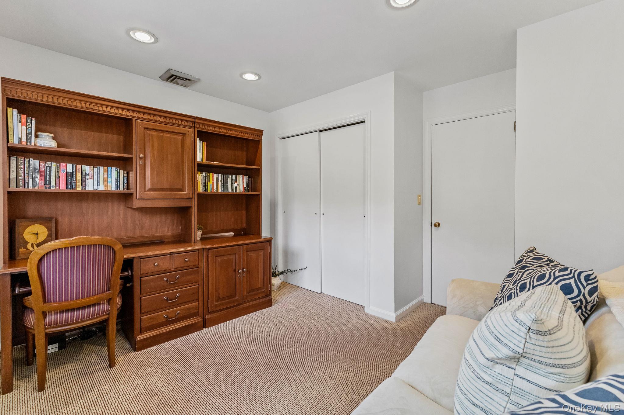 #16 photo, 20 Meadow Road, Briarcliff Manor , NY 10510