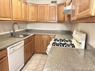 #1 photo, 285 Artist Lake Drive, সাফোক কাউন্টি Middle Island , NY 11953