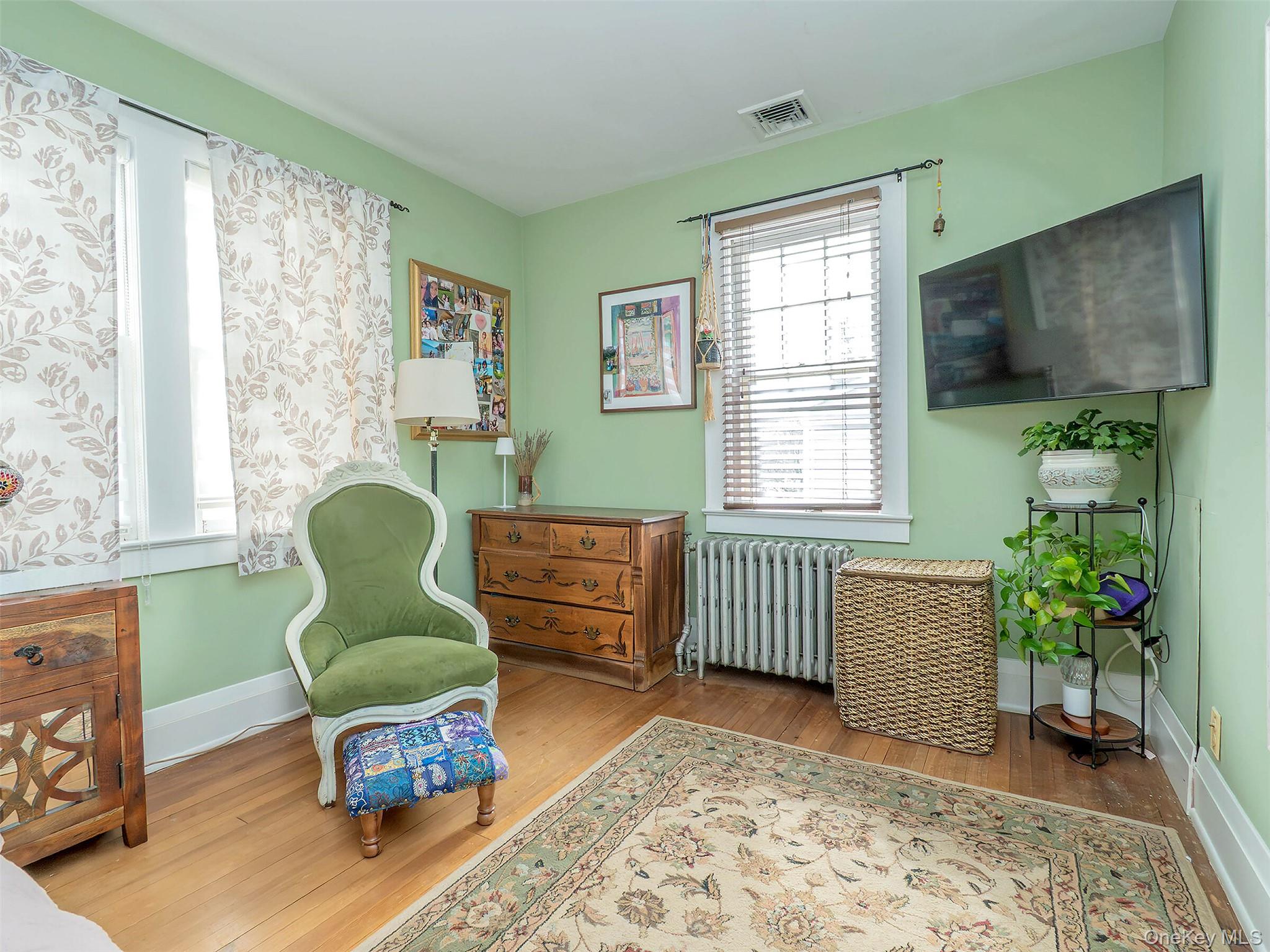 #19 photo, 7 Cherry Street, Glen Head , NY 11545