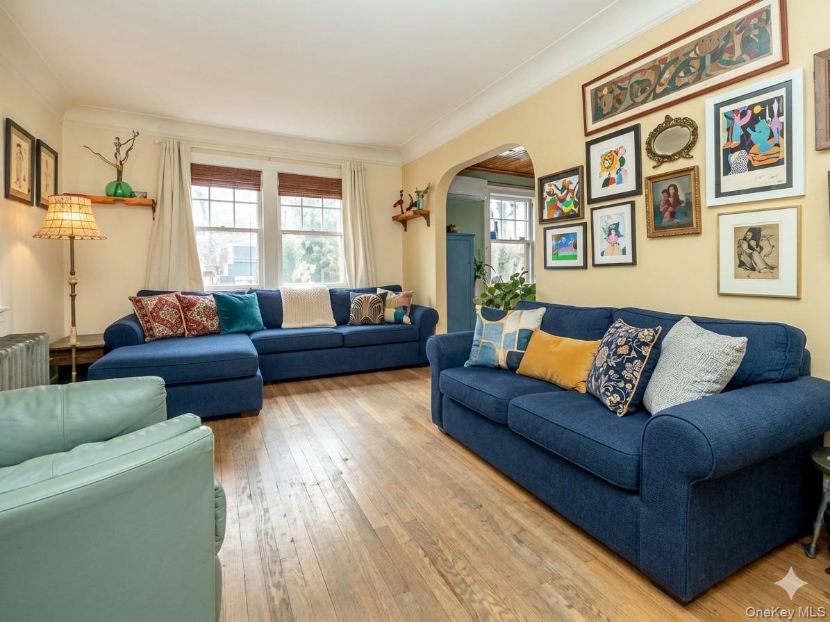 #4 photo, 7 Cherry Street, Glen Head , NY 11545