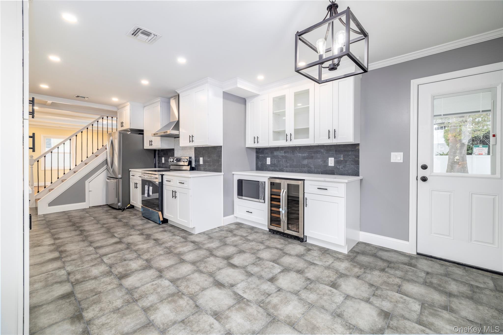 #6 photo, 38 Heather Lane, Levittown , NY 11756