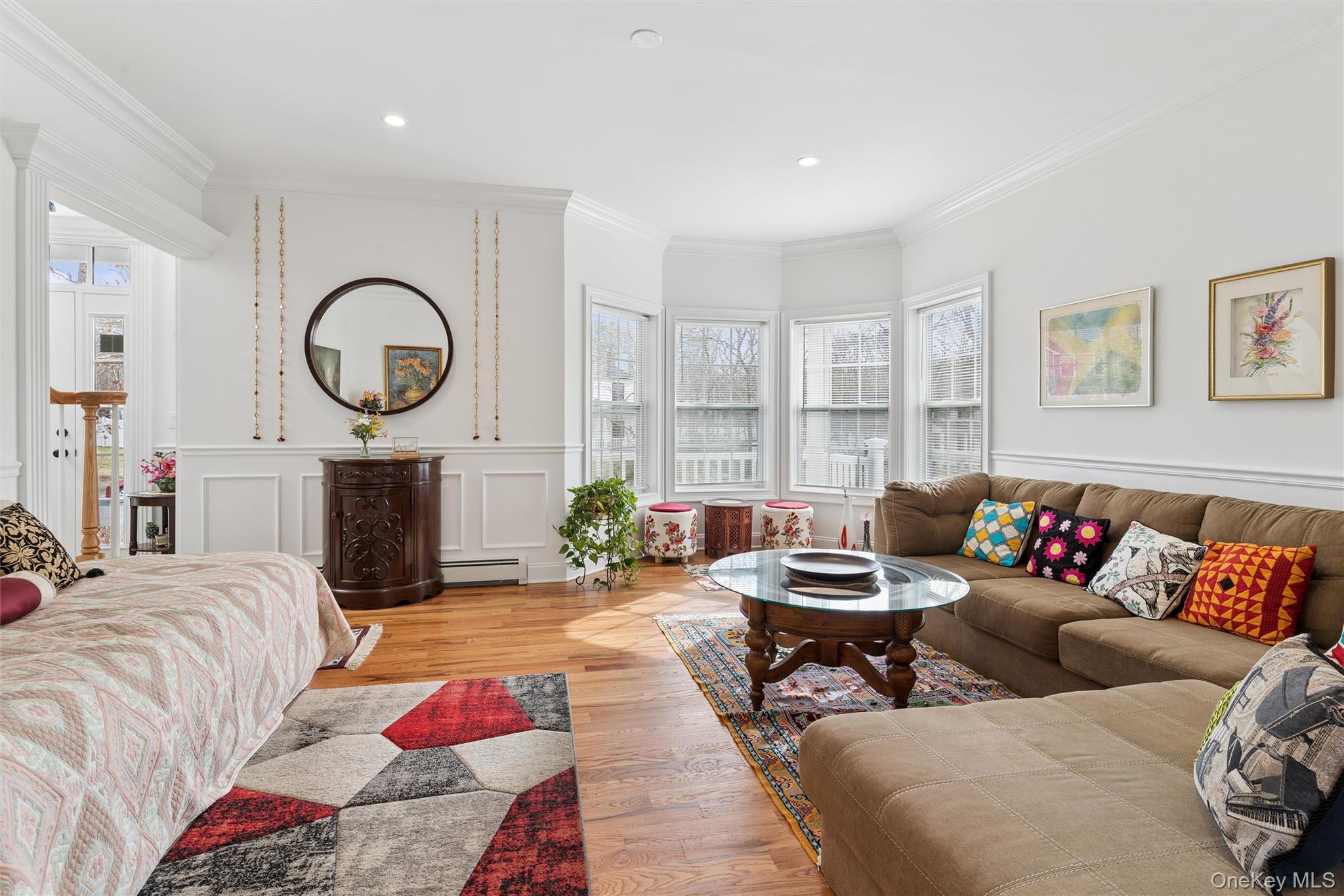 #5 photo, 16 Gateway Court, Hampton Bays , NY 11946