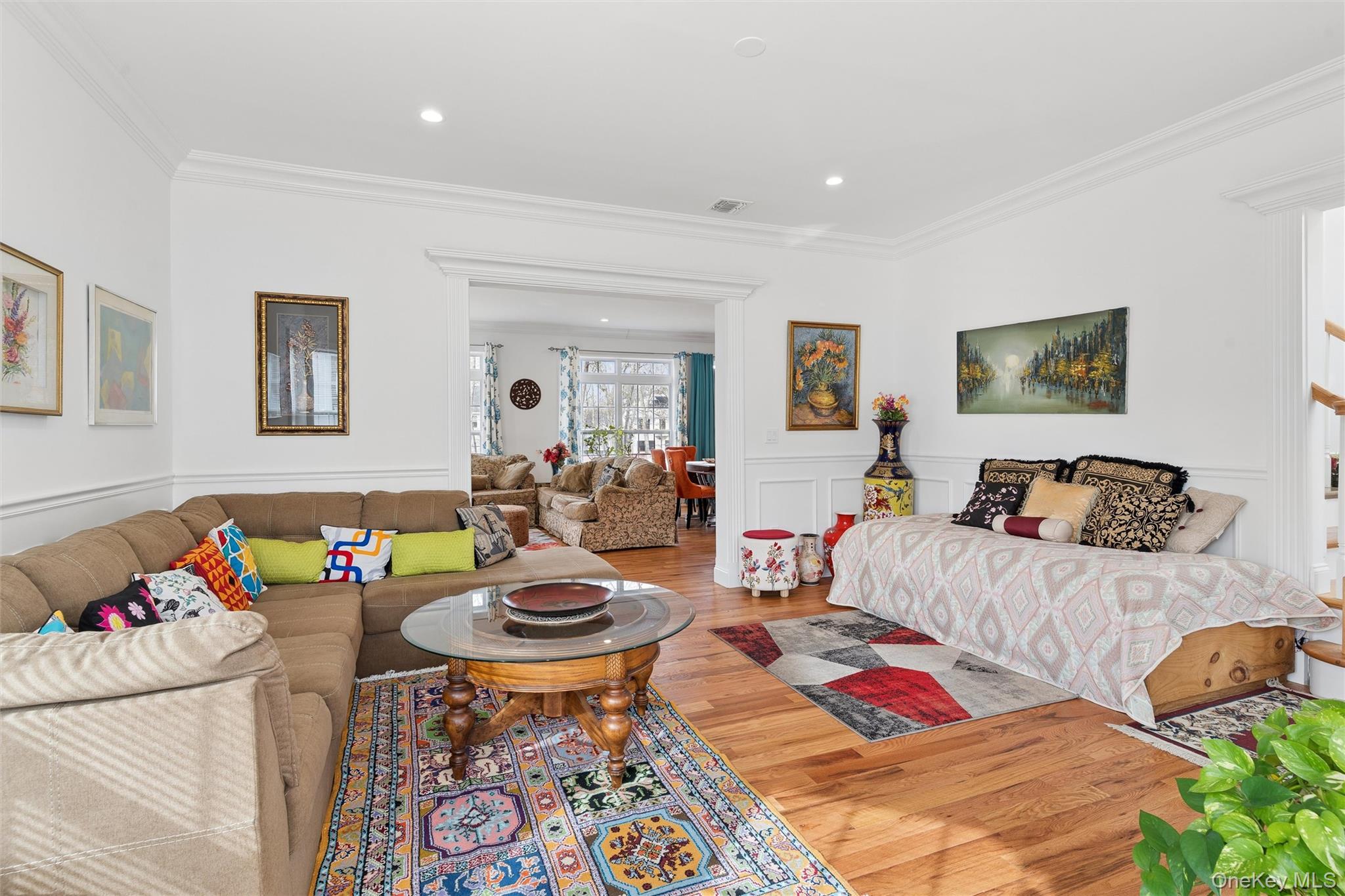 #8 photo, 16 Gateway Court, Hampton Bays , NY 11946