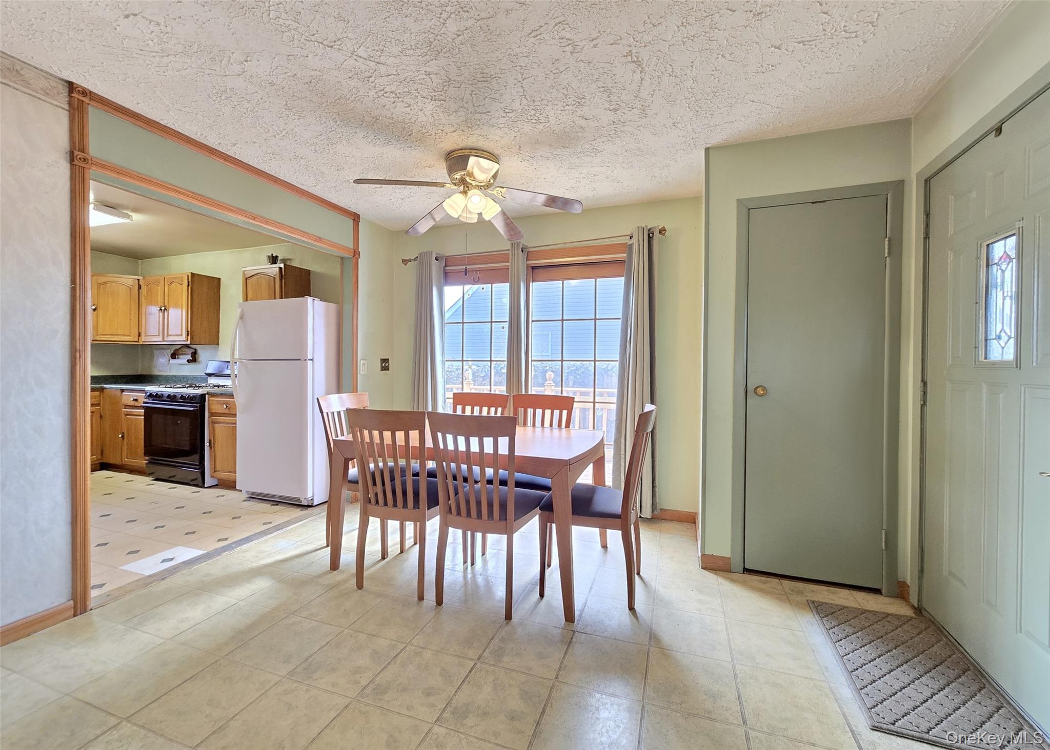 #4 photo, 49 Lakewood Avenue, সাফোক কাউন্টি Ronkonkoma , NY 11779