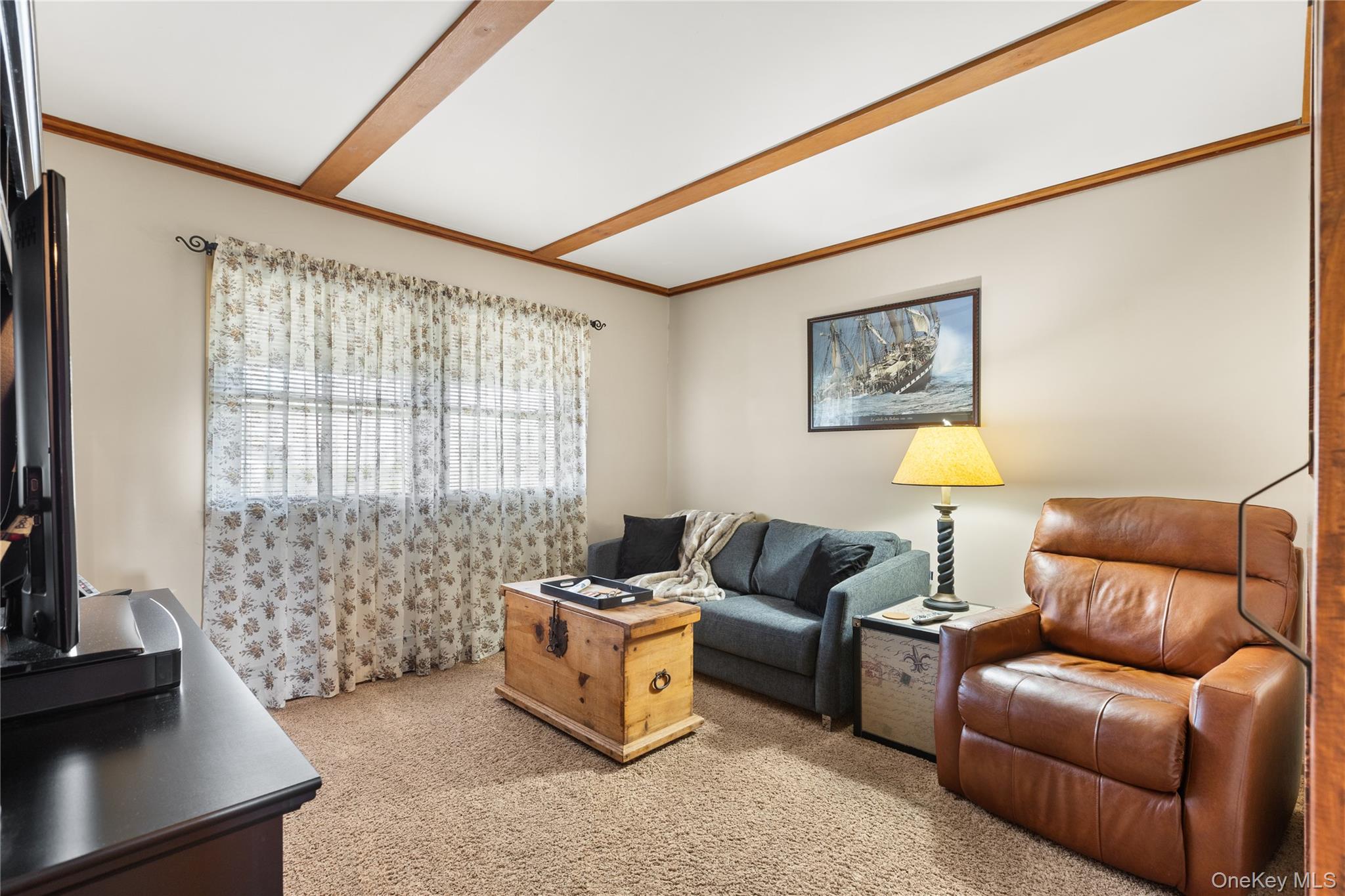 #18 photo, 7 Montgomery Lane, সাফোক কাউন্টি Bay Shore , NY 11706