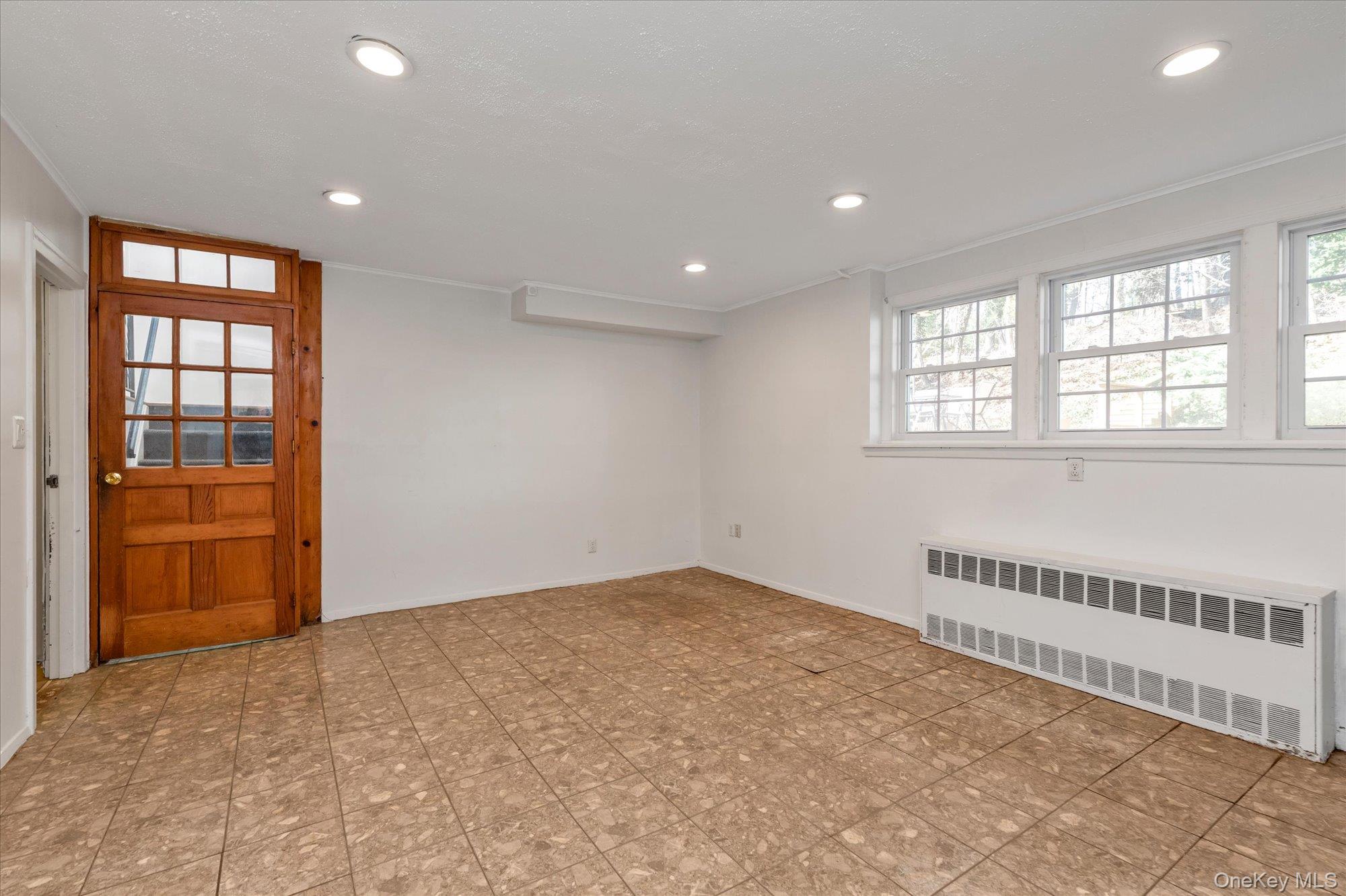 #11 photo, 10 Sycamore Road, Glen Cove , NY 11542