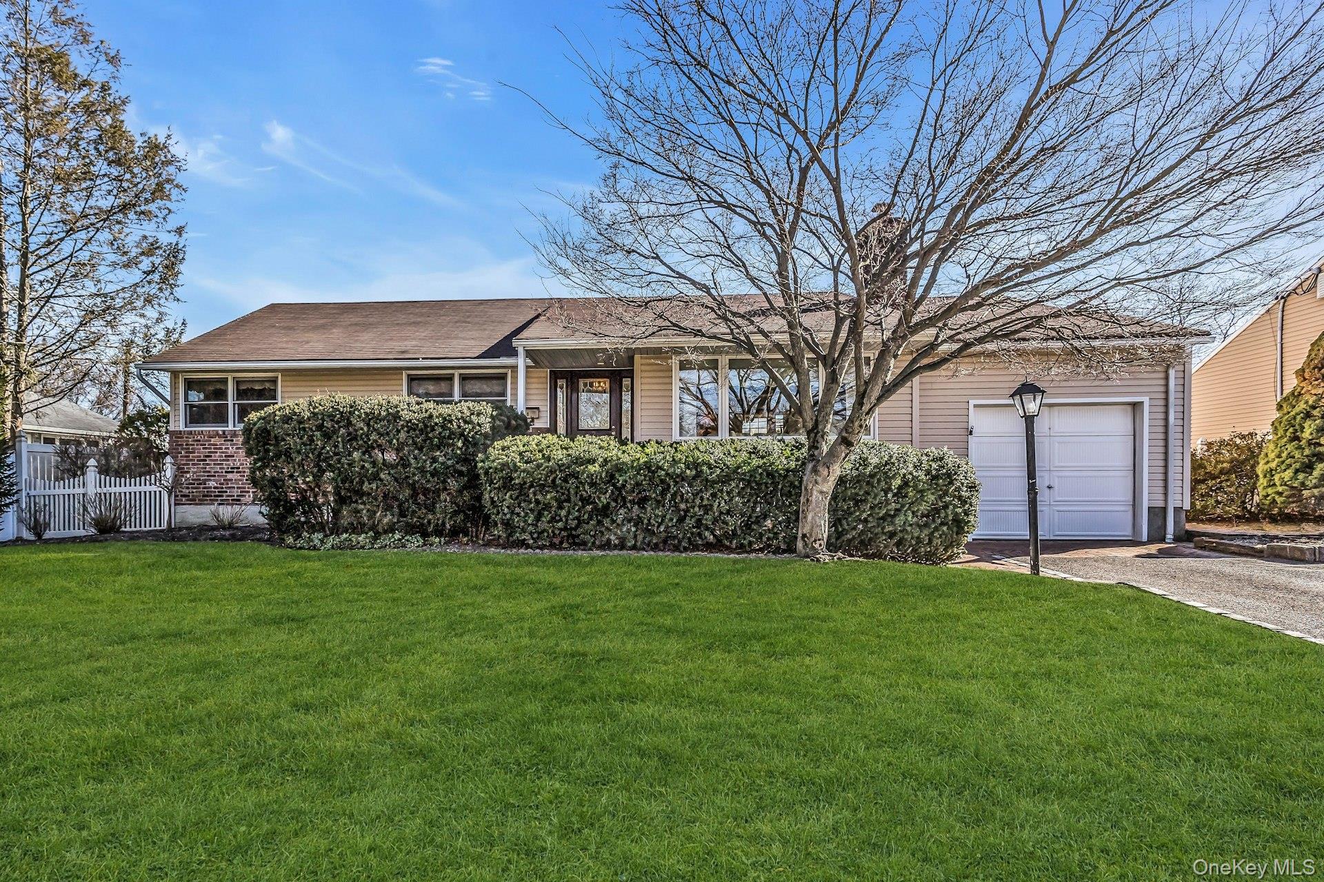 #1 photo, 2 Nancy Court, Glen Cove , NY 11542