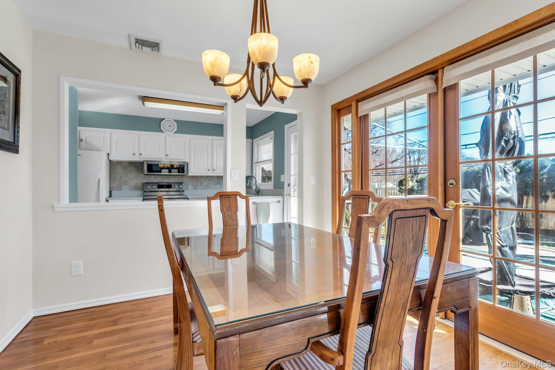 #10 photo, 2 Nancy Court, Glen Cove , NY 11542