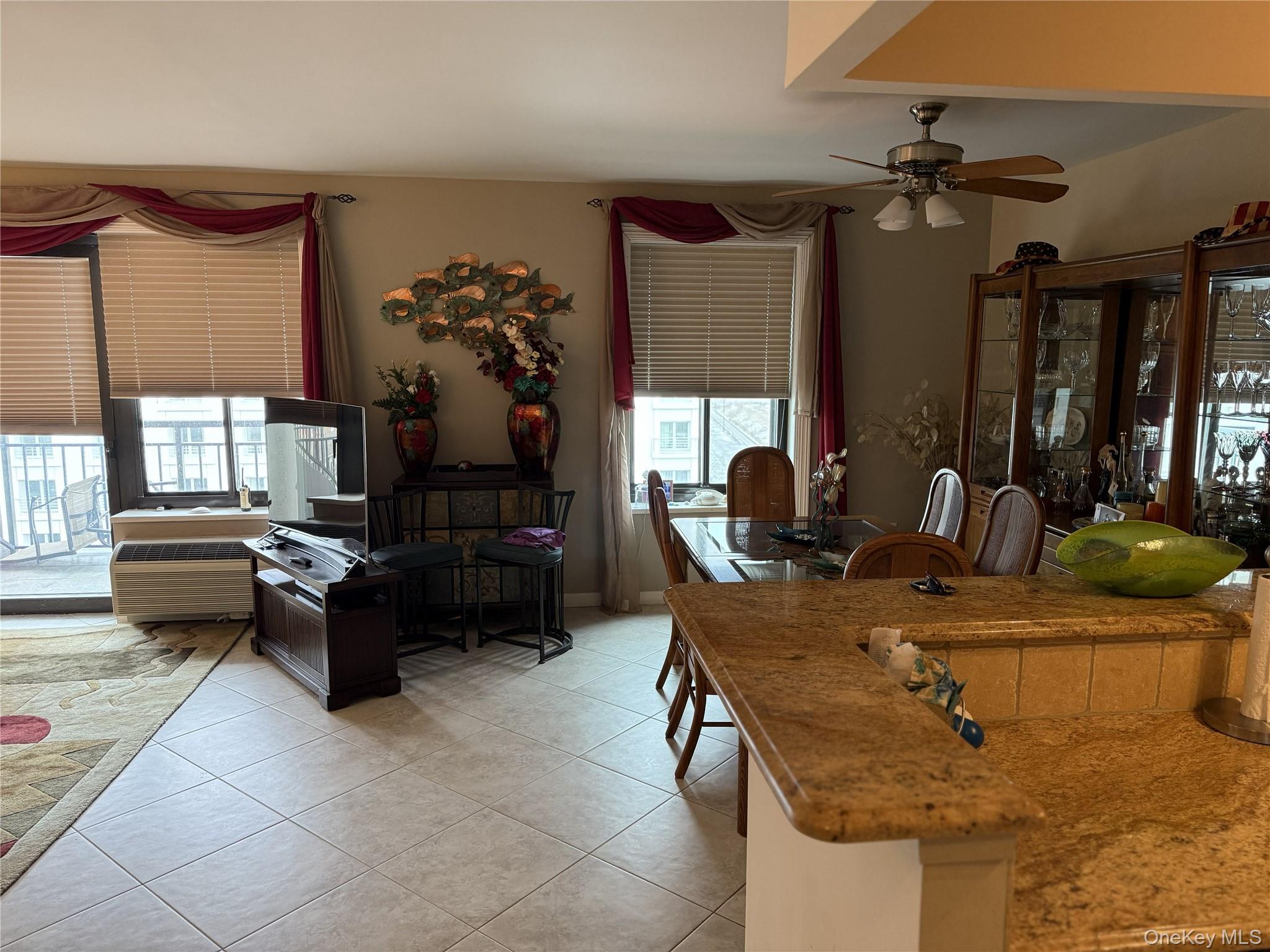 #1 photo, 100 W Broadway, Long Beach , NY 11561