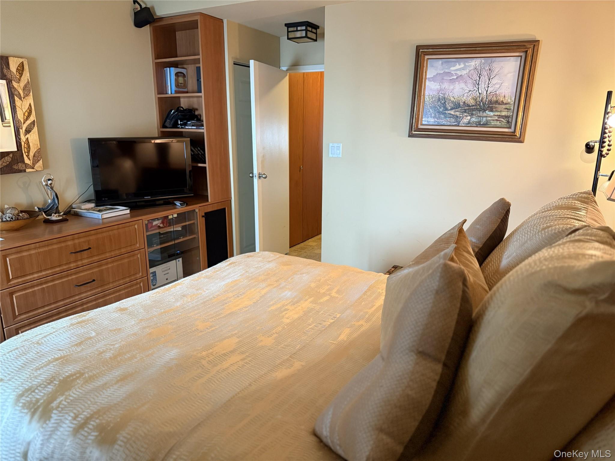 #10 photo, 100 W Broadway, Long Beach , NY 11561