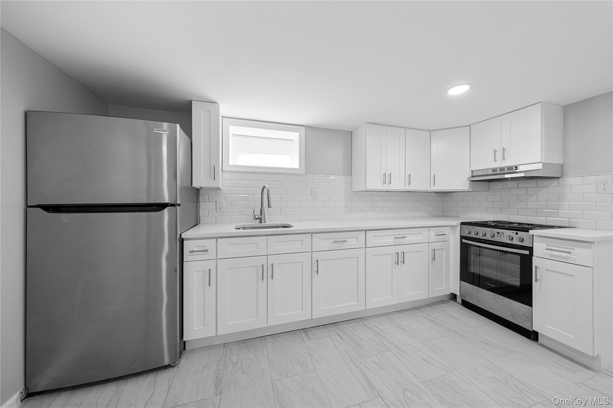 #11 photo, 67 Ohio Avenue, সাফোক কাউন্টি Medford , NY 11763