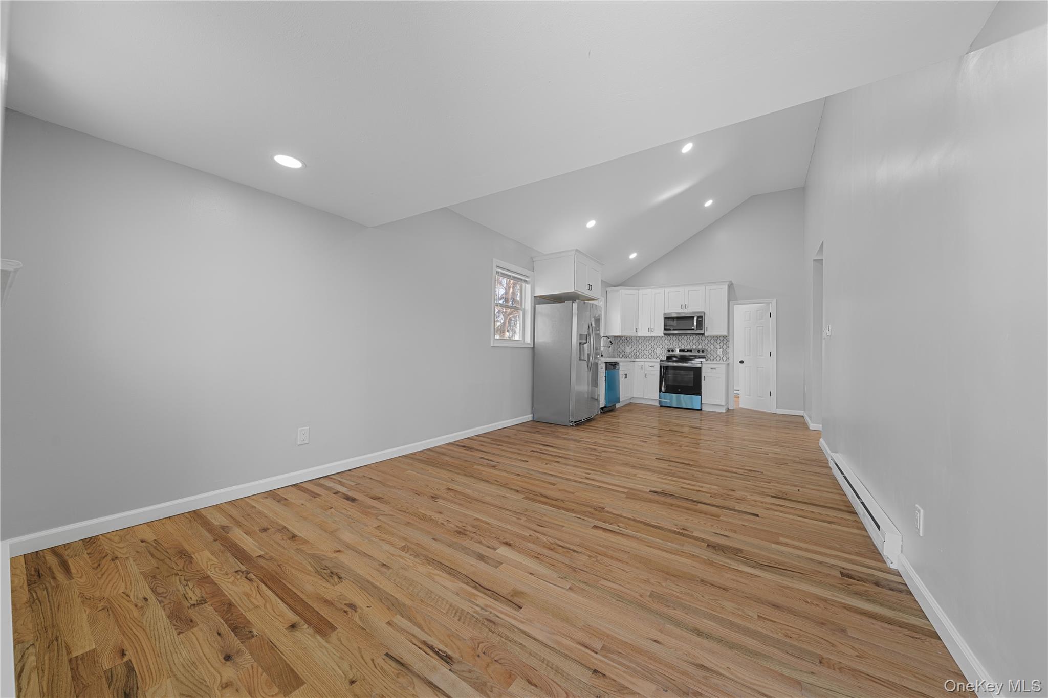 #2 photo, 67 Ohio Avenue, সাফোক কাউন্টি Medford , NY 11763