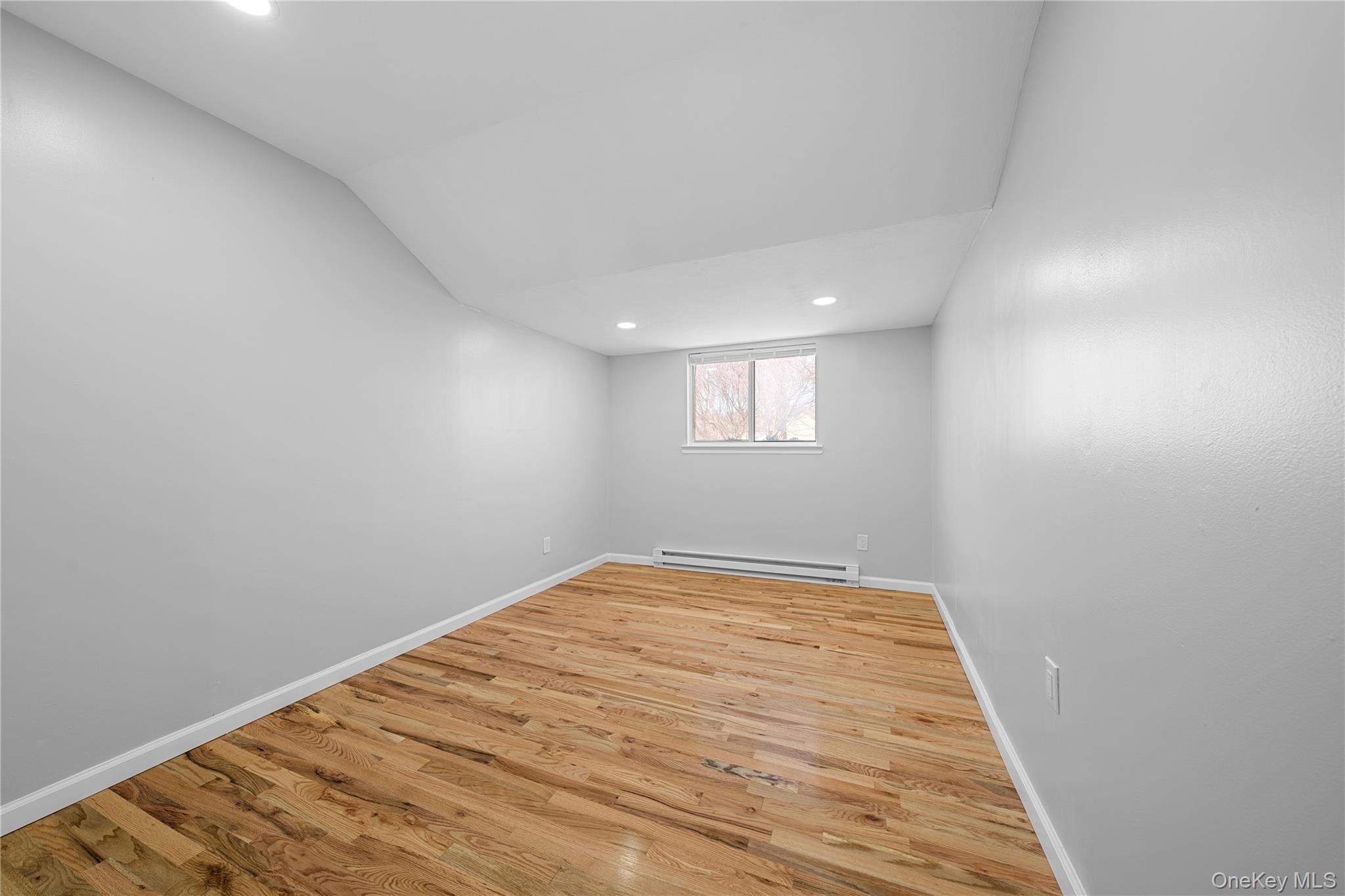 #6 photo, 67 Ohio Avenue, সাফোক কাউন্টি Medford , NY 11763