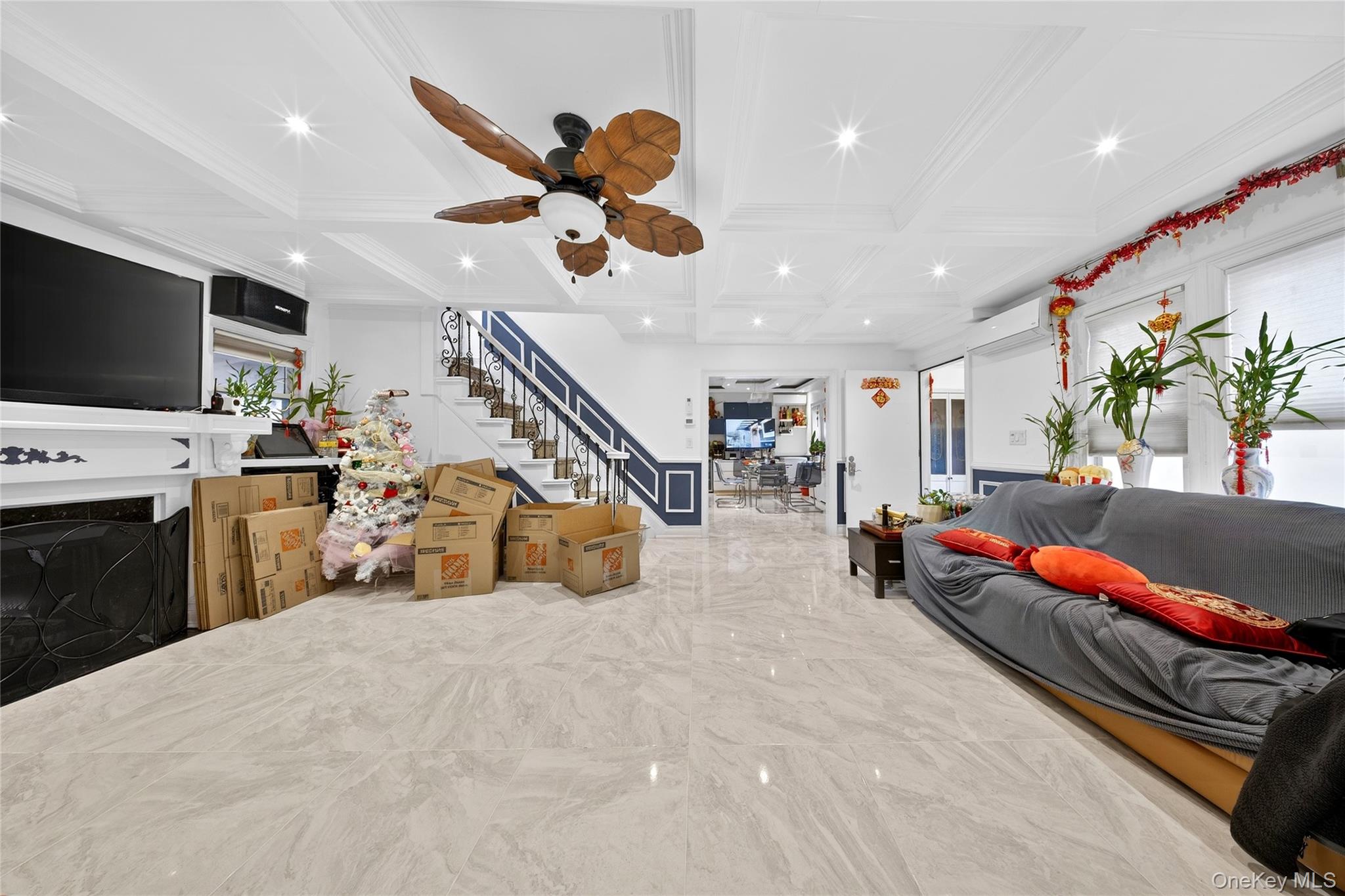 #12 photo, 35-20 165th Street, Flushing , NY 11358