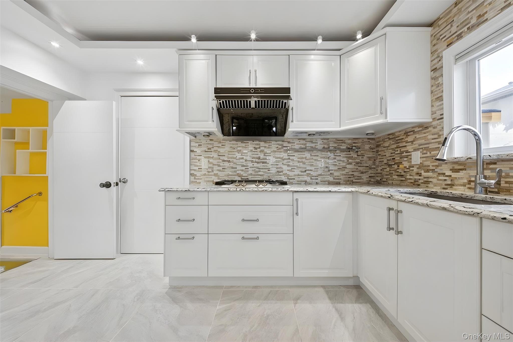 #9 photo, 35-20 165th Street, Flushing , NY 11358