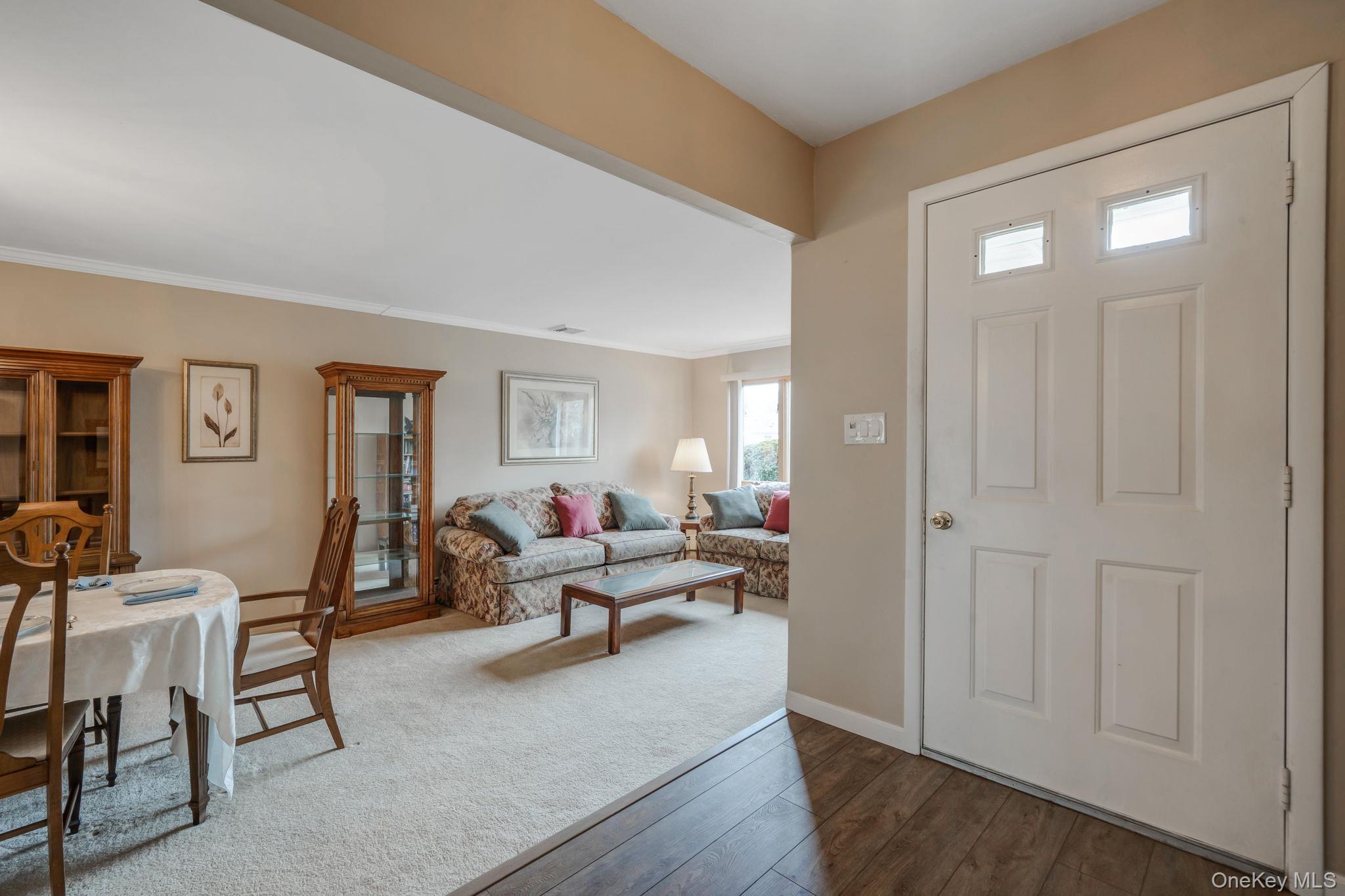 #12 photo, 12 Stewart Circle, সাফোক কাউন্টি Centereach , NY 11720