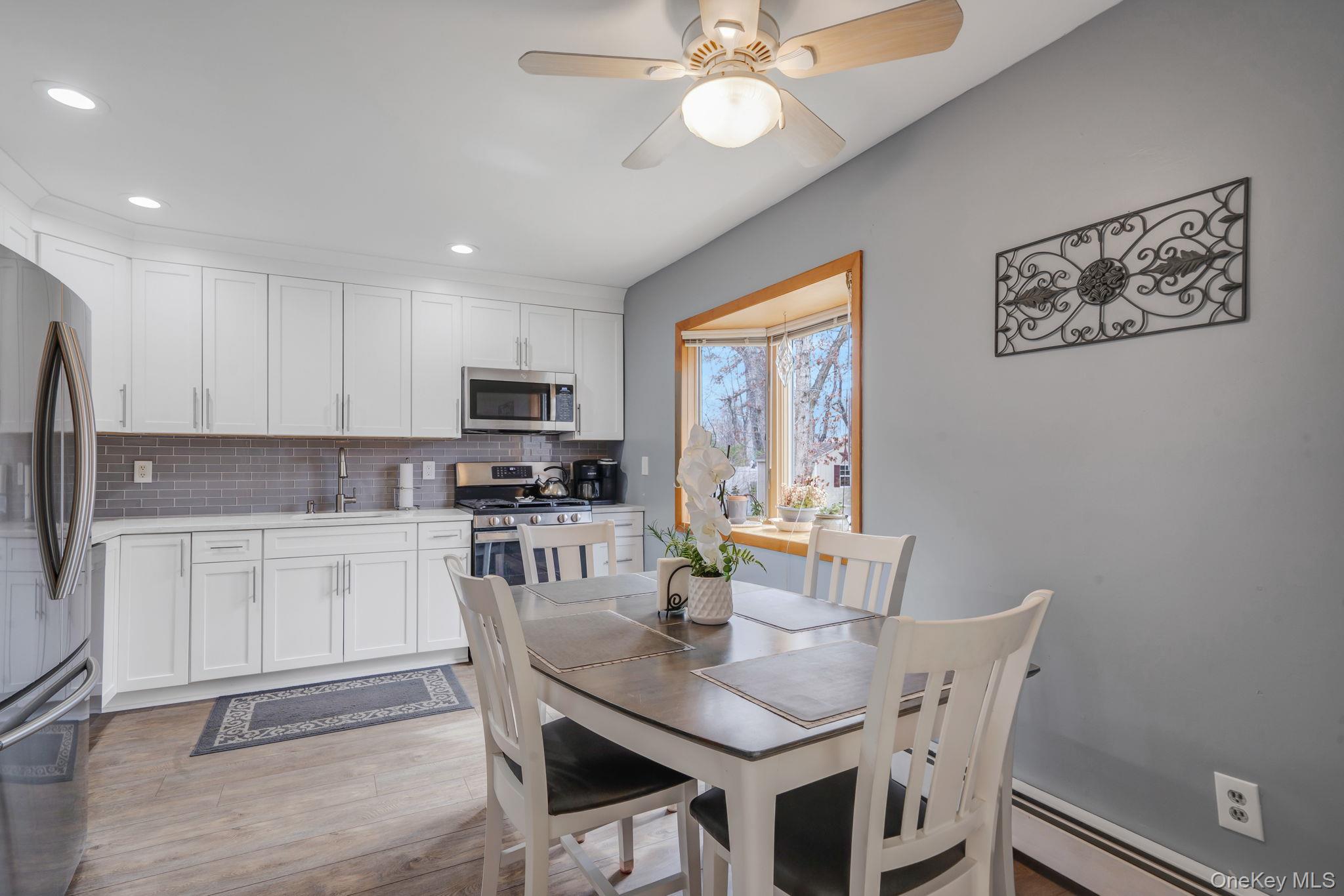 #2 photo, 12 Stewart Circle, সাফোক কাউন্টি Centereach , NY 11720