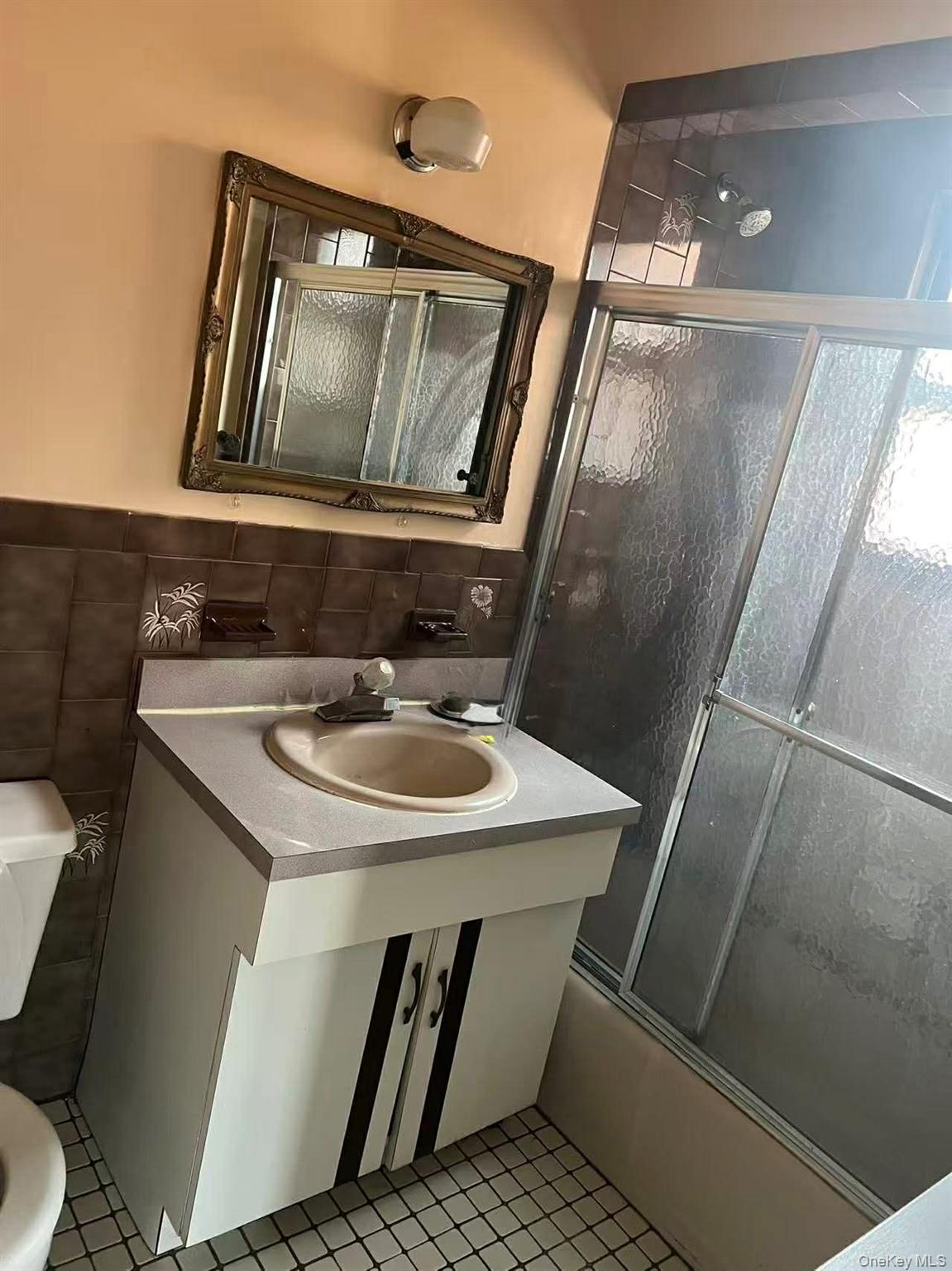 #3 photo, 204-06 42nd Avenue, Bayside , NY 11361