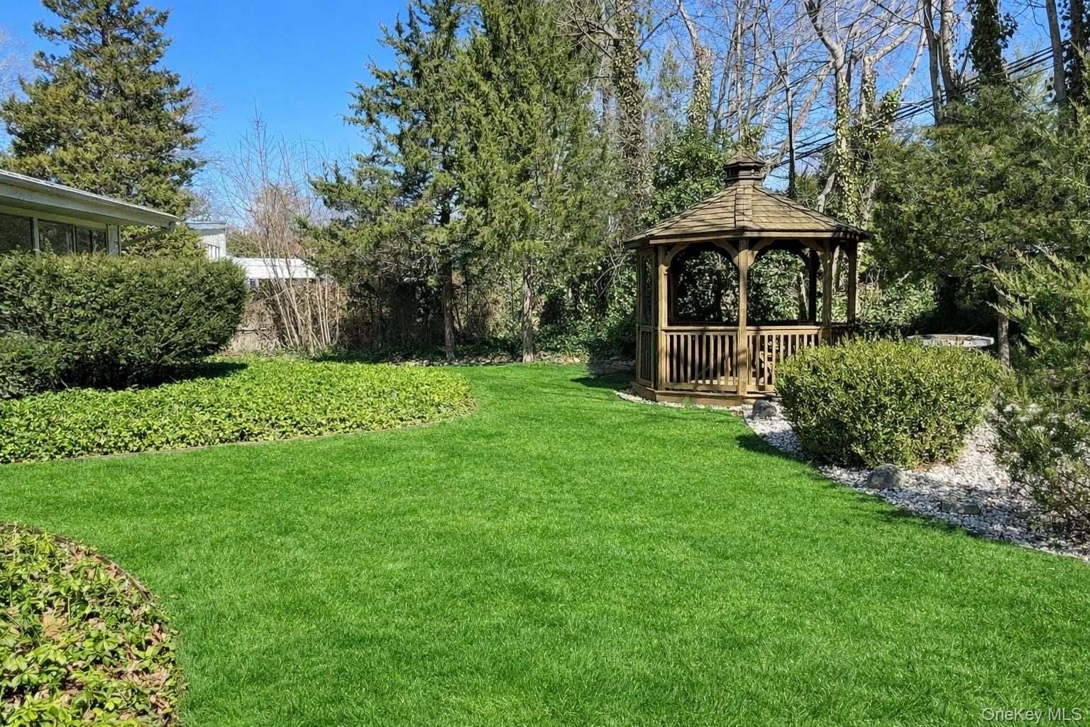 #16 photo, 48 Old Town Lane, সাফোক কাউন্টি Huntington , NY 11743