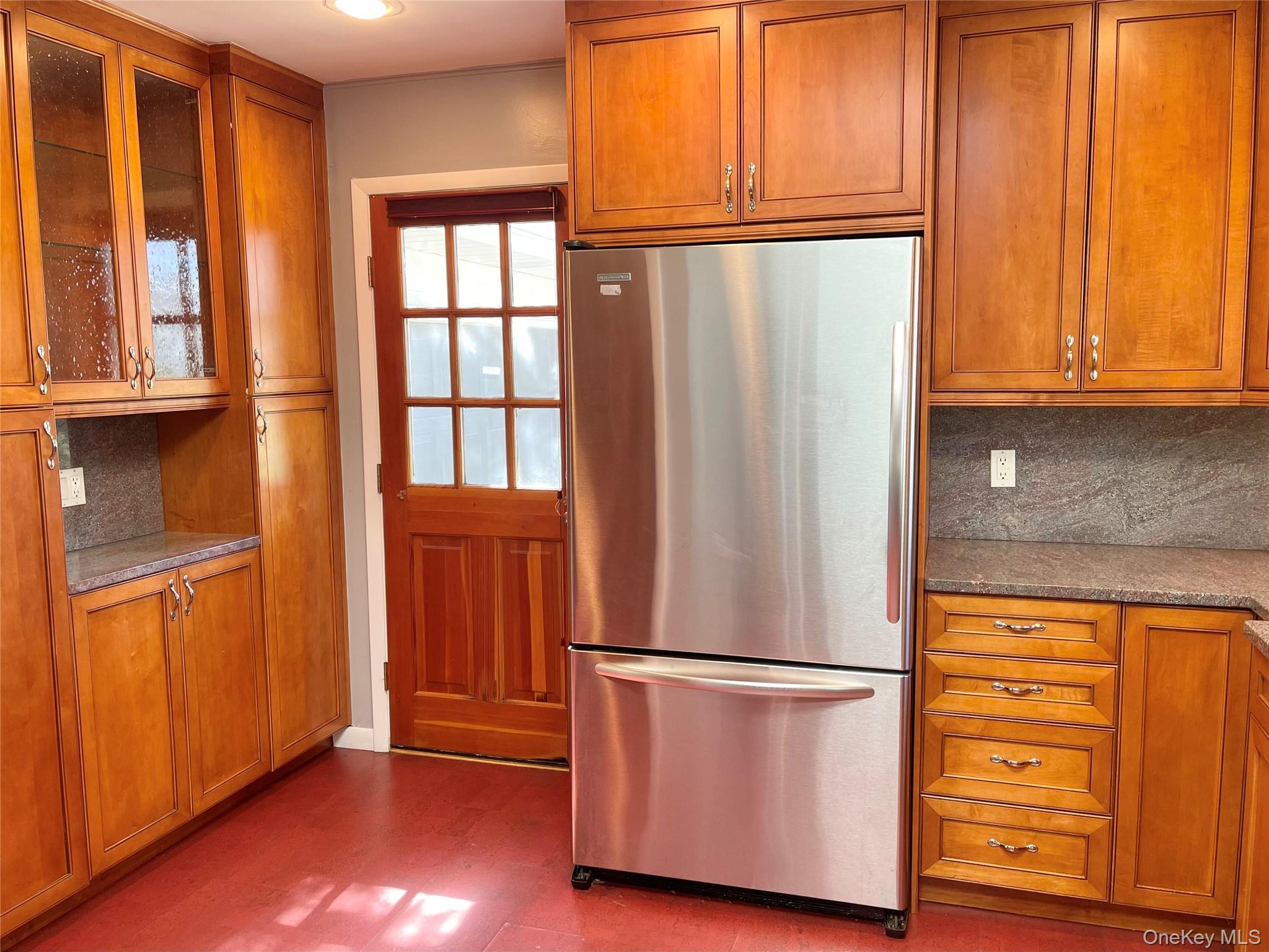 #6 photo, 48 Old Town Lane, সাফোক কাউন্টি Huntington , NY 11743