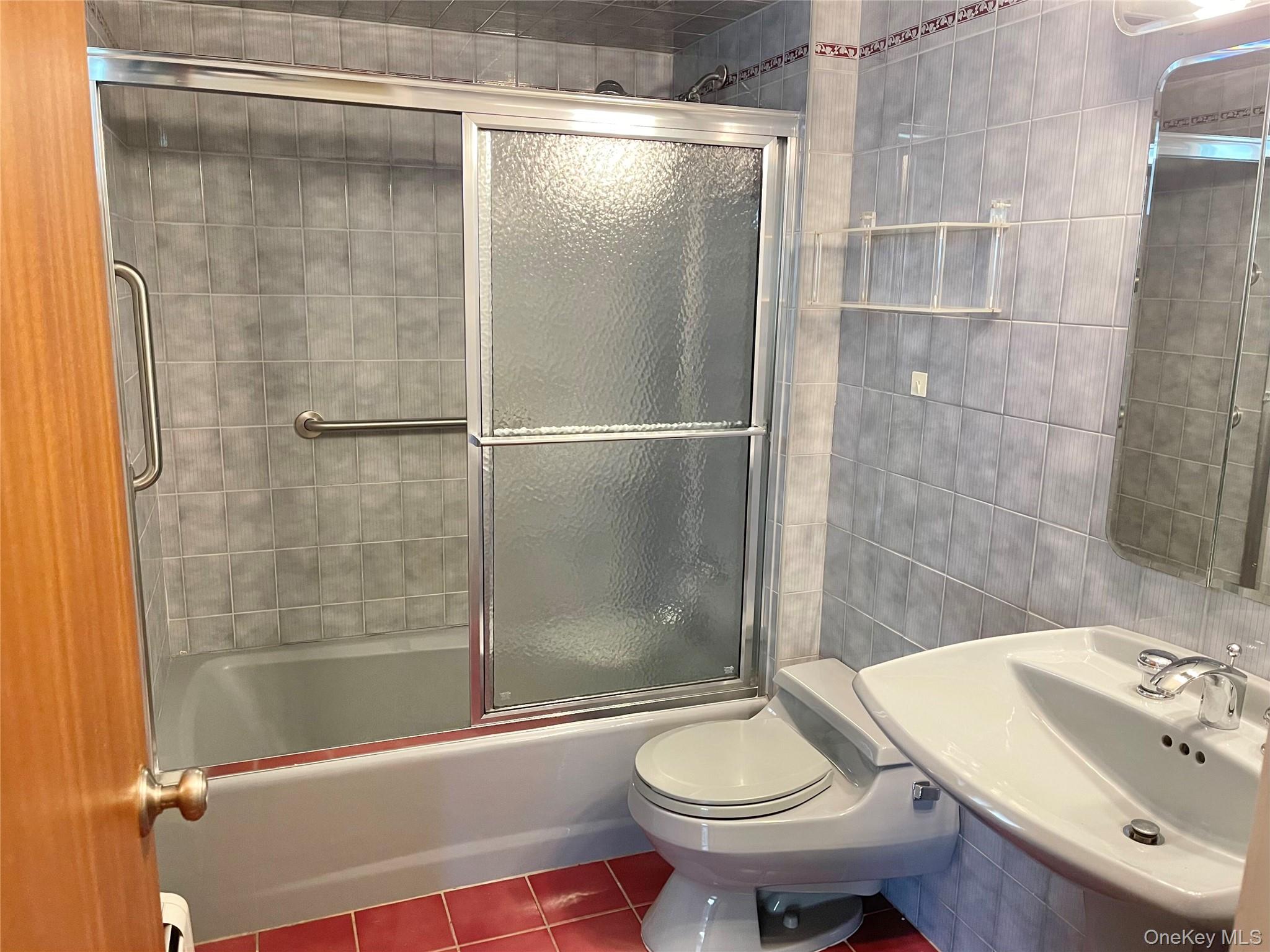 #9 photo, 48 Old Town Lane, সাফোক কাউন্টি Huntington , NY 11743