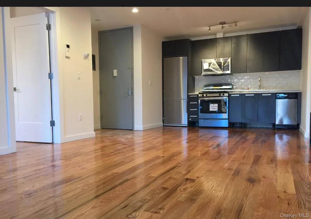 #2 photo, 103 Varet Street, Brooklyn , NY 11206