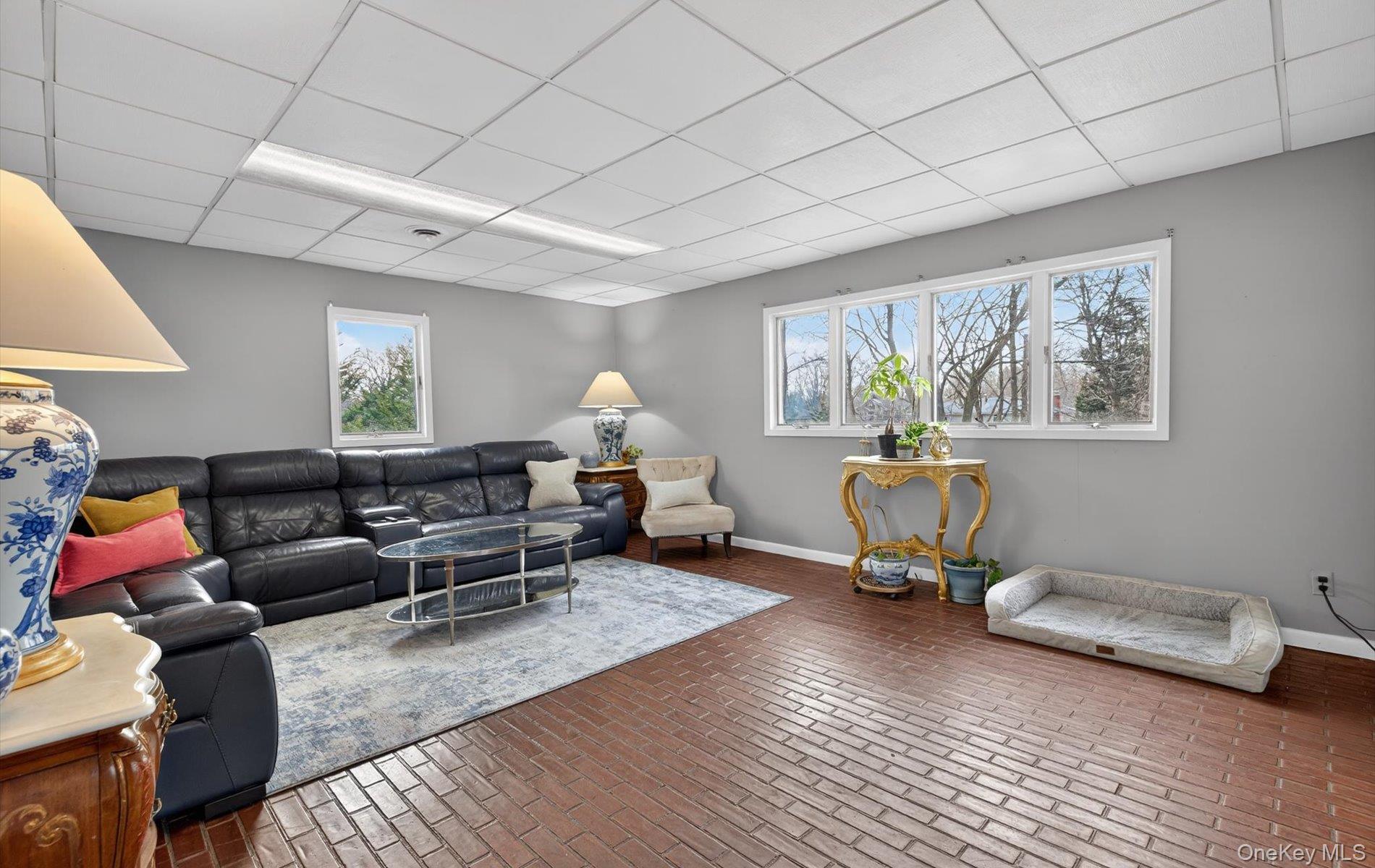 #12 photo, 372 Clay Pitts Road, East Northport , NY 11731