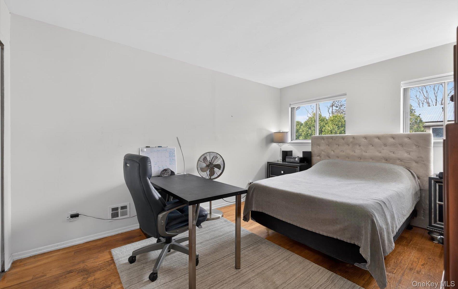 #17 photo, 372 Clay Pitts Road, East Northport , NY 11731