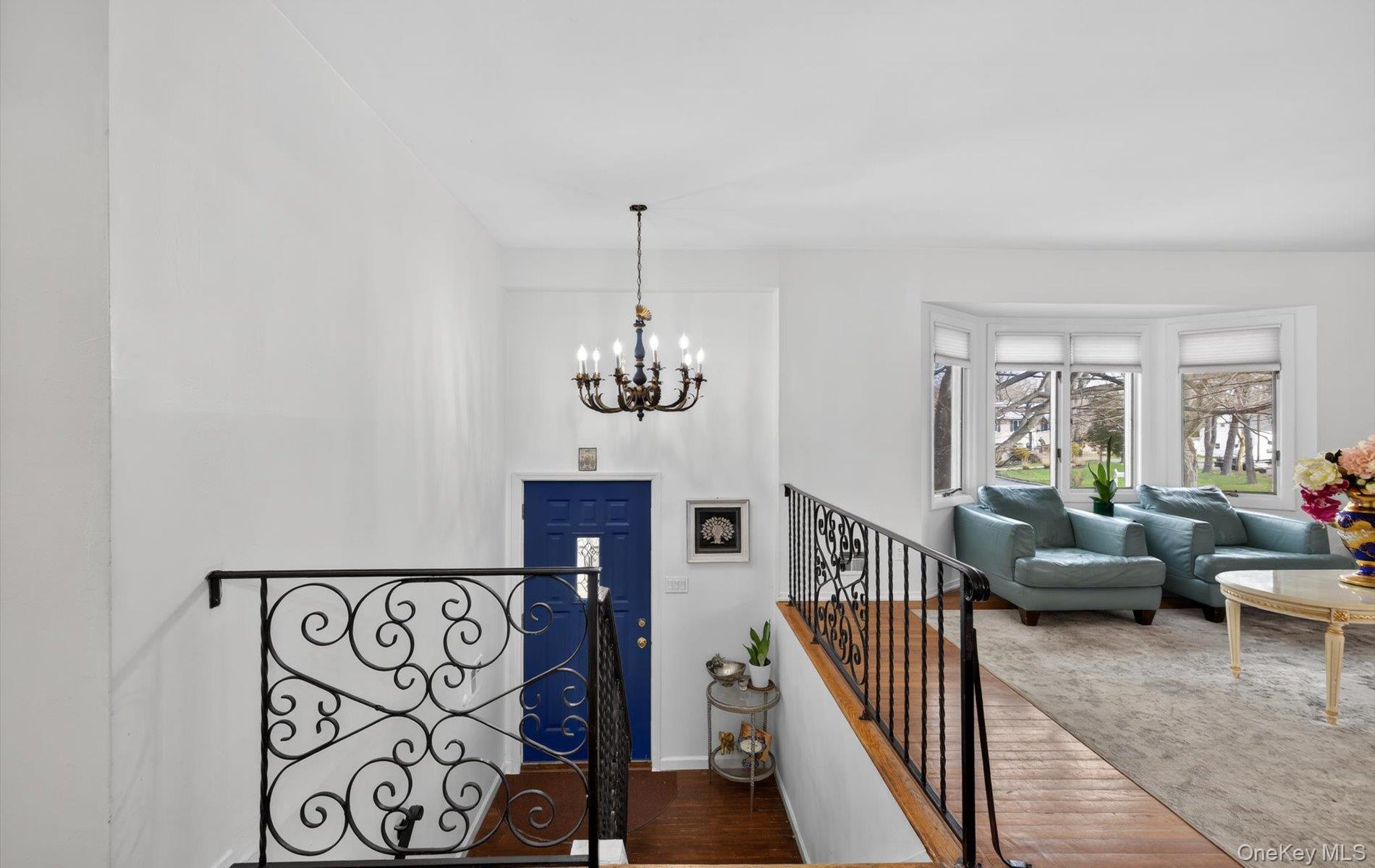 #3 photo, 372 Clay Pitts Road, East Northport , NY 11731