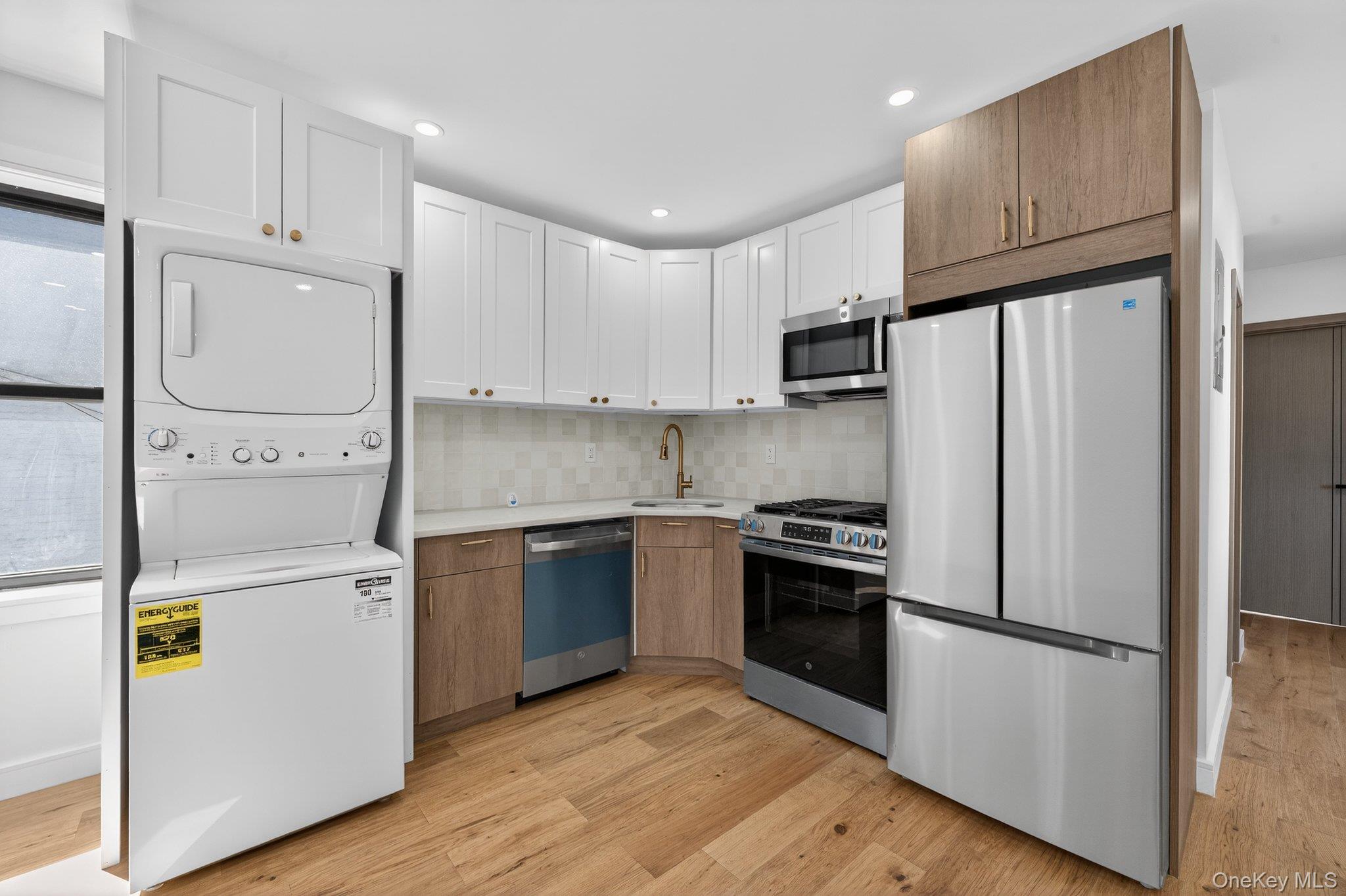 #3 photo, 52 28th Avenue, ব্রুকলিন Brooklyn , NY 11214