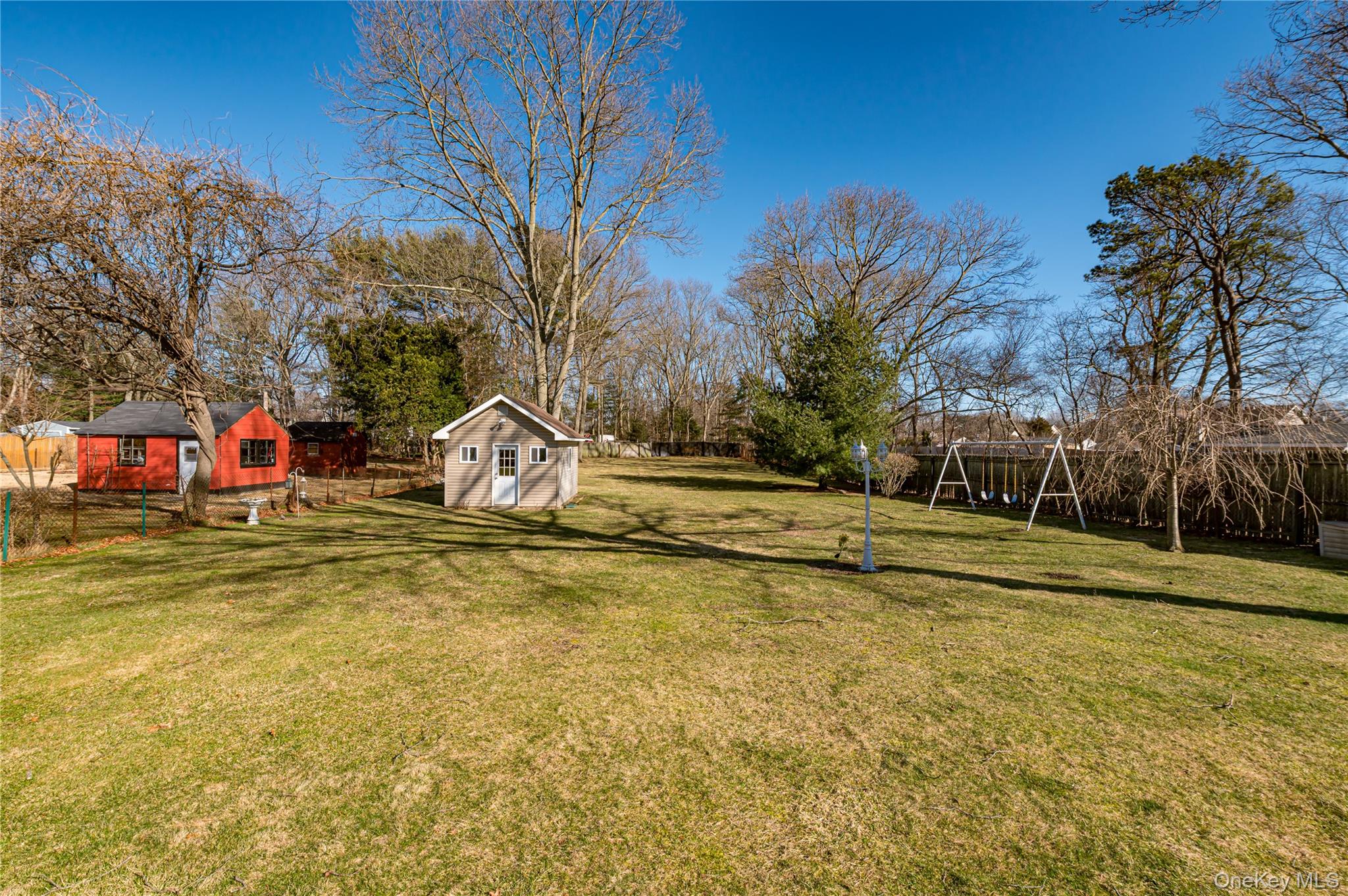 #15 photo, 869 Udall Road, সাফোক কাউন্টি West Islip , NY 11795